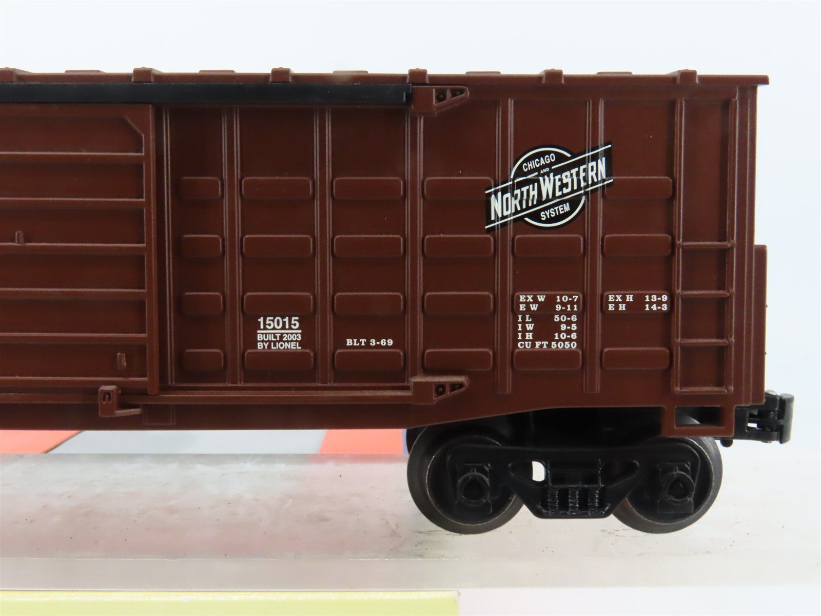 O Gauge 3-Rail Lionel 6-15015 CNW Chicago & North Western Waffle Box Car #161013