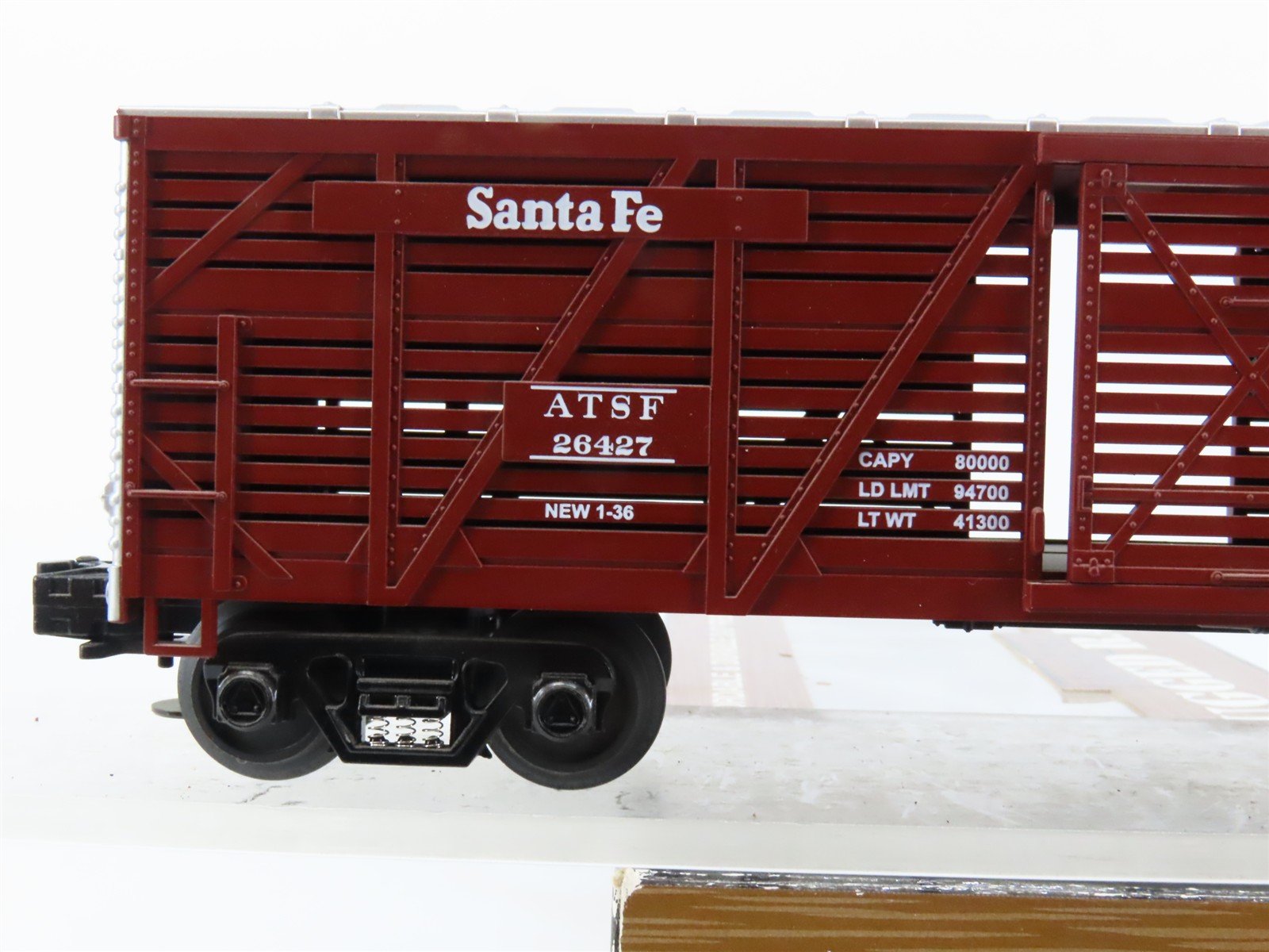 O Gauge 3-Rail MTH Rail King Rugged Rails 33-7704 ATSF Santa Fe Stock Car #26427