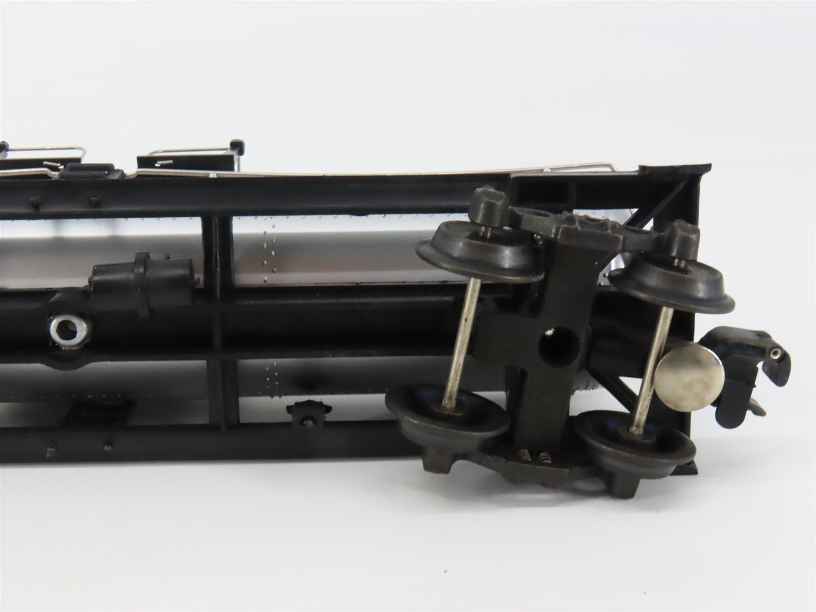 O Gauge 3-Rail K-Line K-6331 GATX Shamrock Oil Tank Car #6331