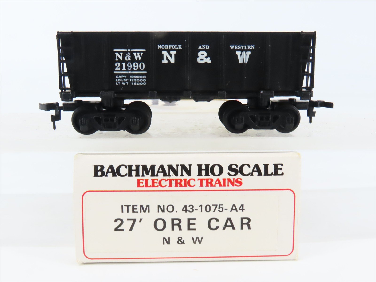HO Scale Bachmann 43-1075-A4 N&W Norfolk & Western Railroad 27' Ore Car #21990