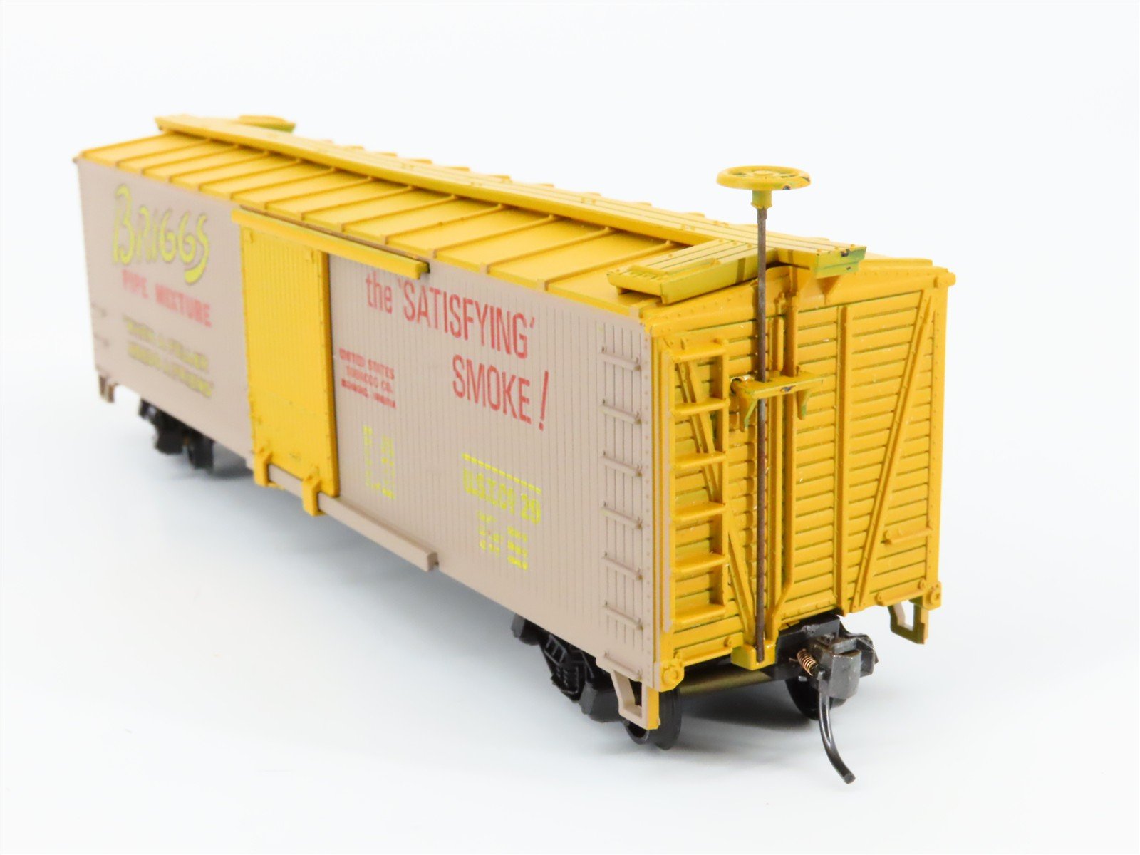 HO Scale Train-Miniature 2718 USTCo Briggs Mixture Pipe Tobacco 40' Box Car #29
