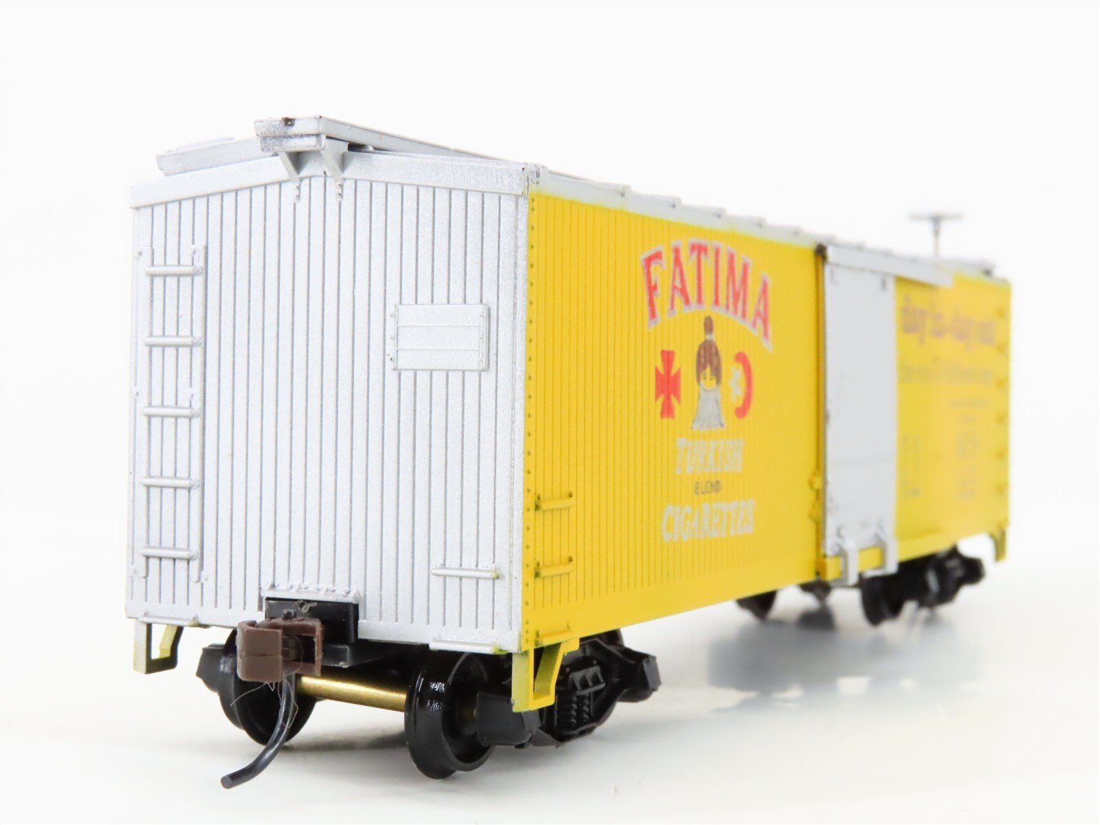 HO Train-Miniature Tobacco Road Series 2227 C&C Fatima Cigarettes Box Car #70