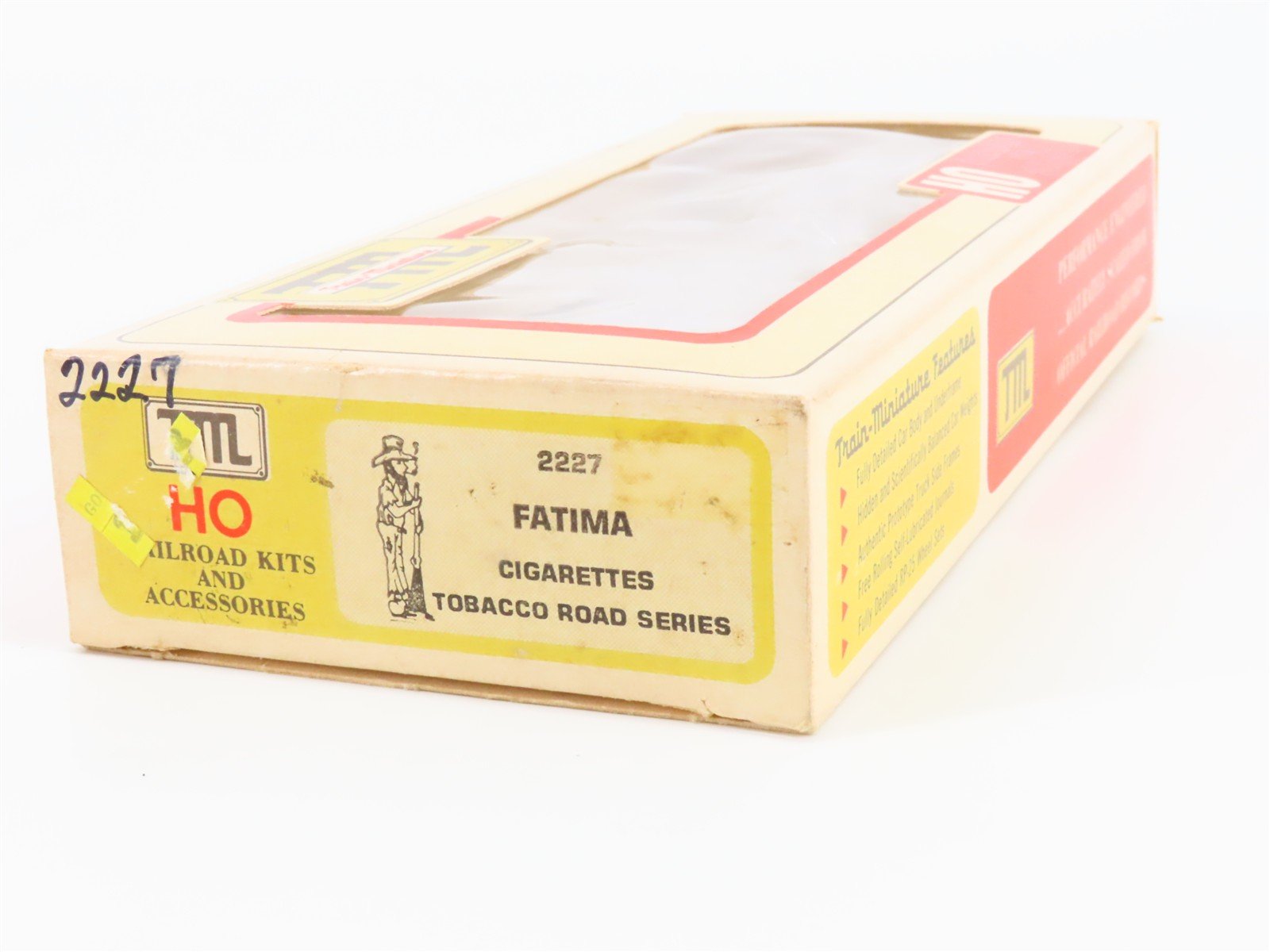 HO Train-Miniature Tobacco Road Series 2227 C&C Fatima Cigarettes Box Car #70