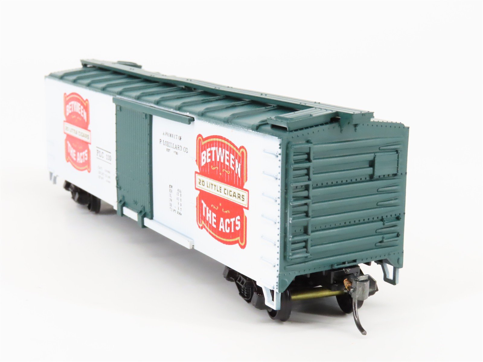 HO Train-Miniature Tobacco Road 2034 PLC Between The Acts Cigars Box Car #110