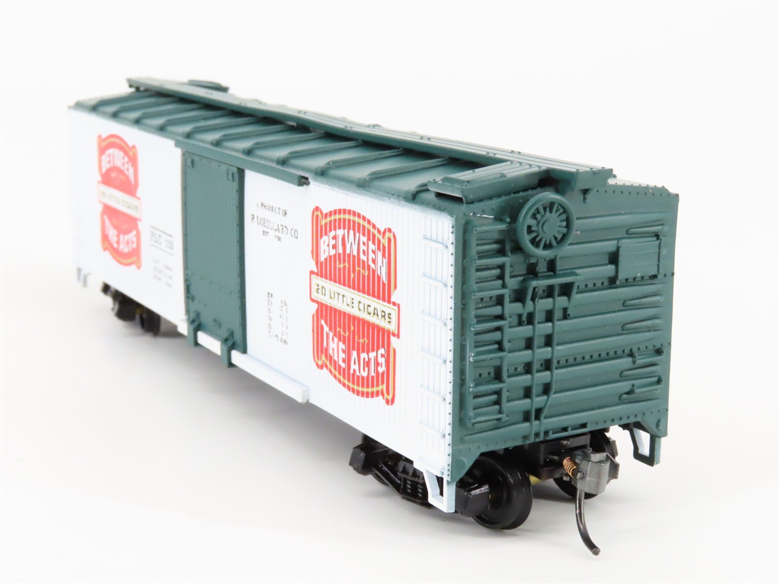 HO Train-Miniature Tobacco Road 2034 PLC Between The Acts Cigars Box Car #110