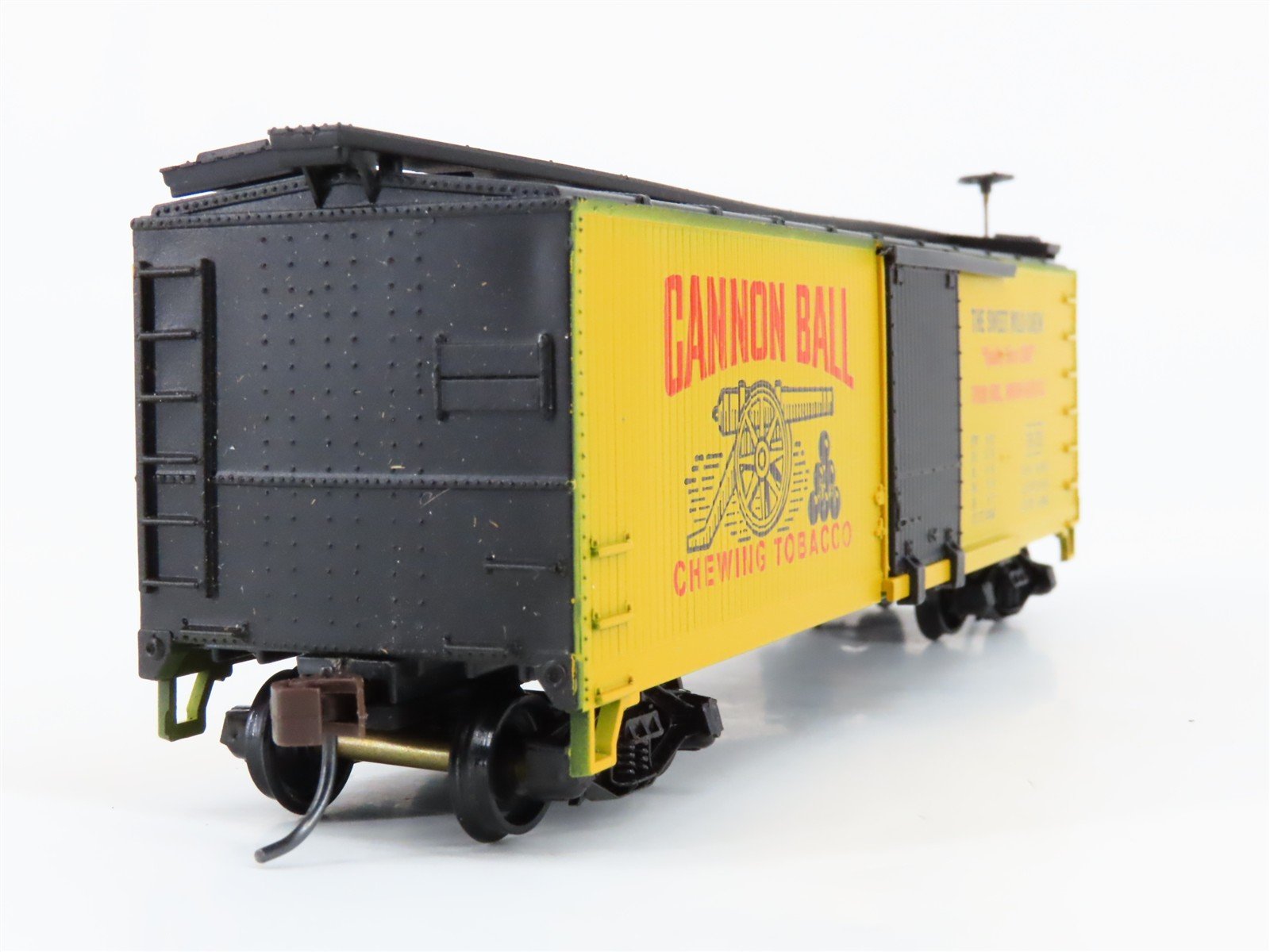 HO Train-Miniature Tobacco Road 2256 TB Cannon Ball Chewing Plugs Box Car #721