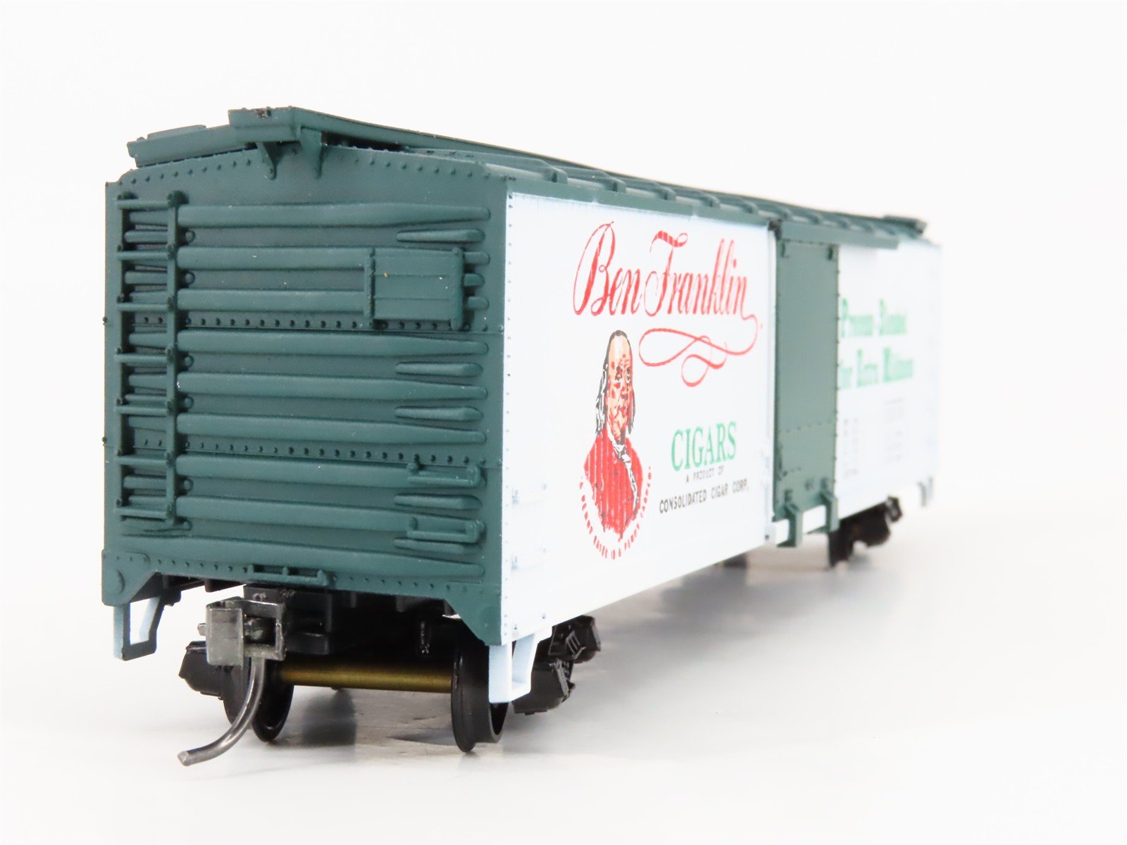HO Scale Train-Miniature Tobacco Road 2038 CCCX Ben Franklin Cigars Box Car #206
