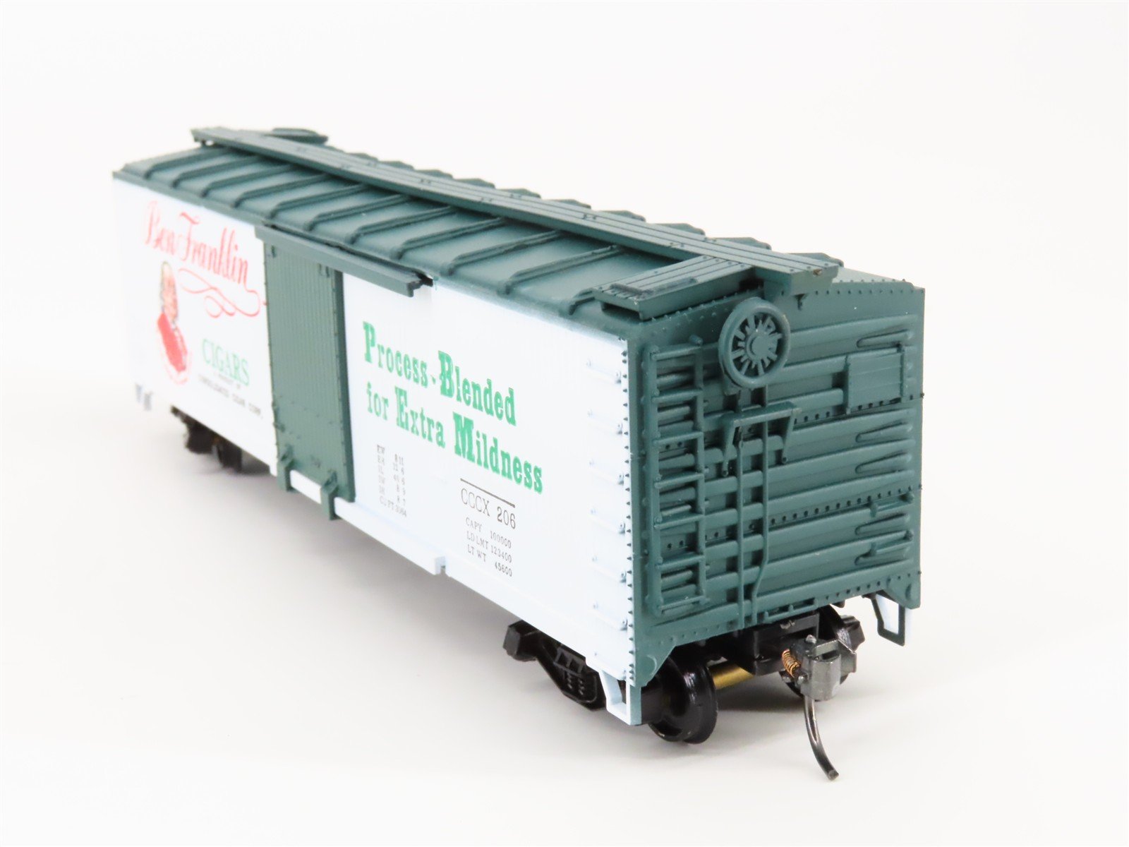 HO Scale Train-Miniature Tobacco Road 2038 CCCX Ben Franklin Cigars Box Car #206