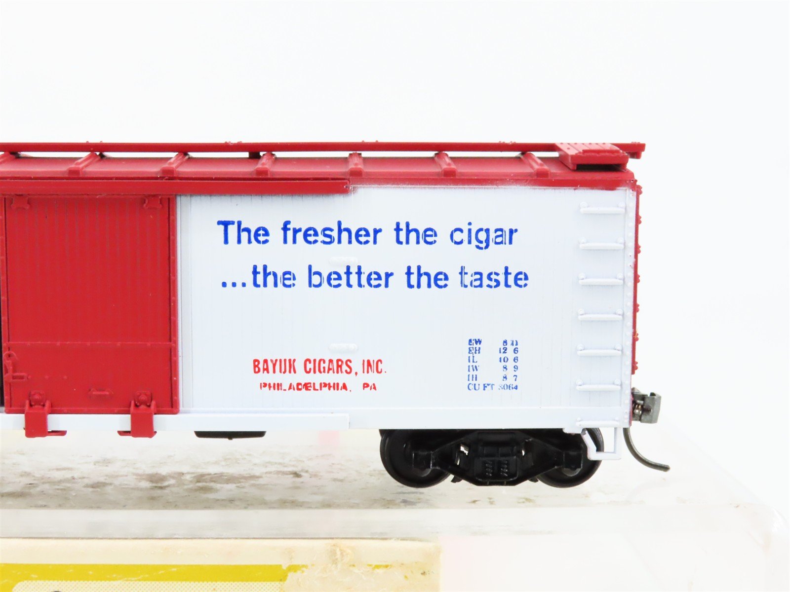HO Train-Miniature Tobacco Road Series 2035 BCI Phillies Cigars 40' Box Car #253