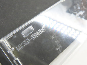 N Micro-Trains MTL 40010 CN Canadian National 40' Outside Braced Box Car #582593