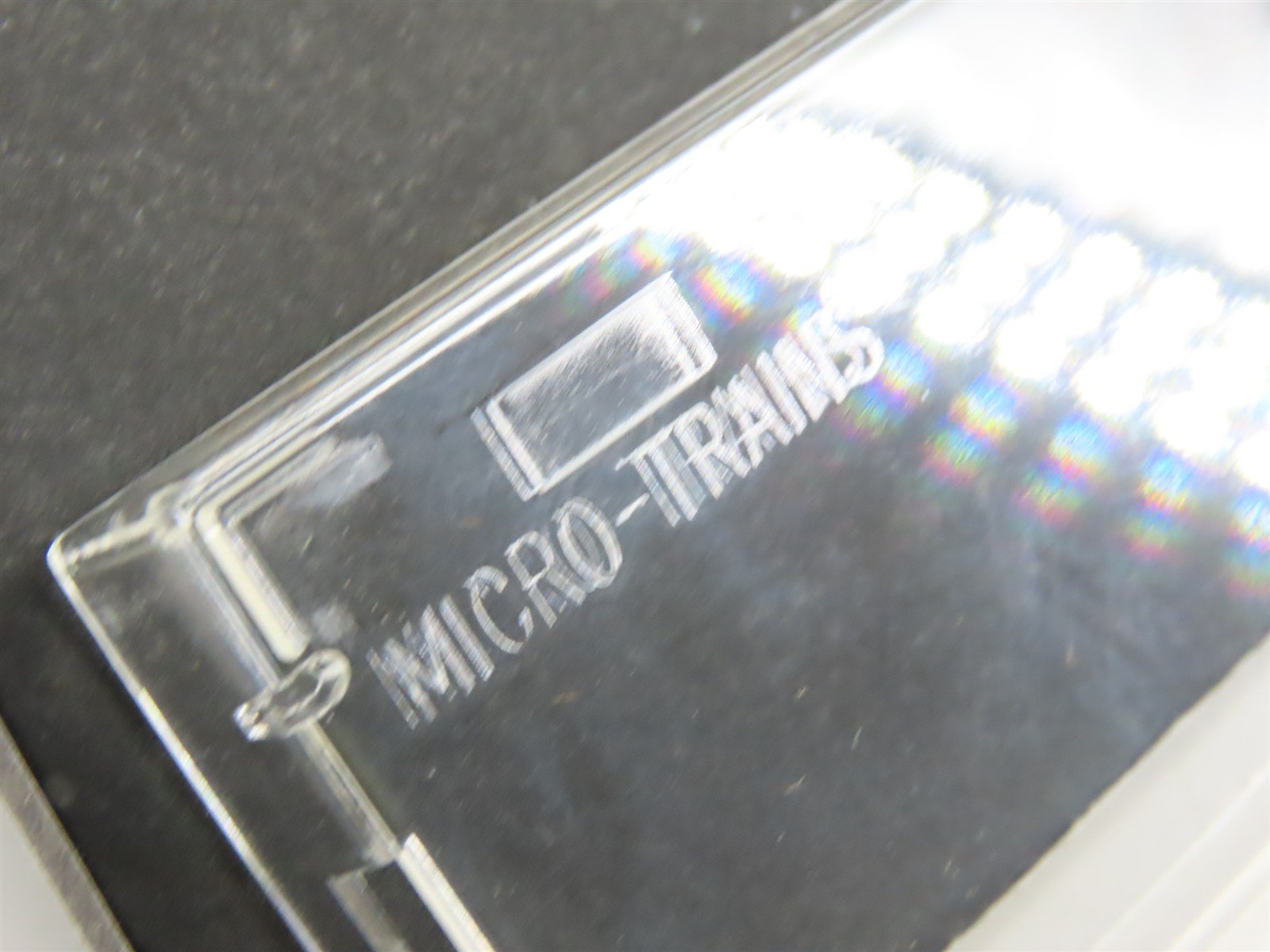 N Micro-Trains MTL 59510 PFE Pacific Fruit Express 40' Steel Ice Reefer #925