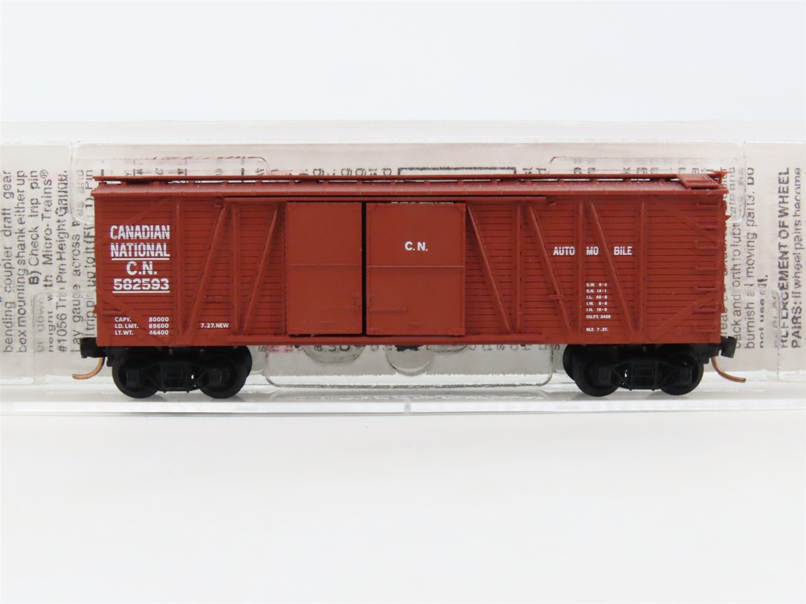 N Micro-Trains MTL 40010 CN Canadian National 40' Outside Braced Box Car #582593
