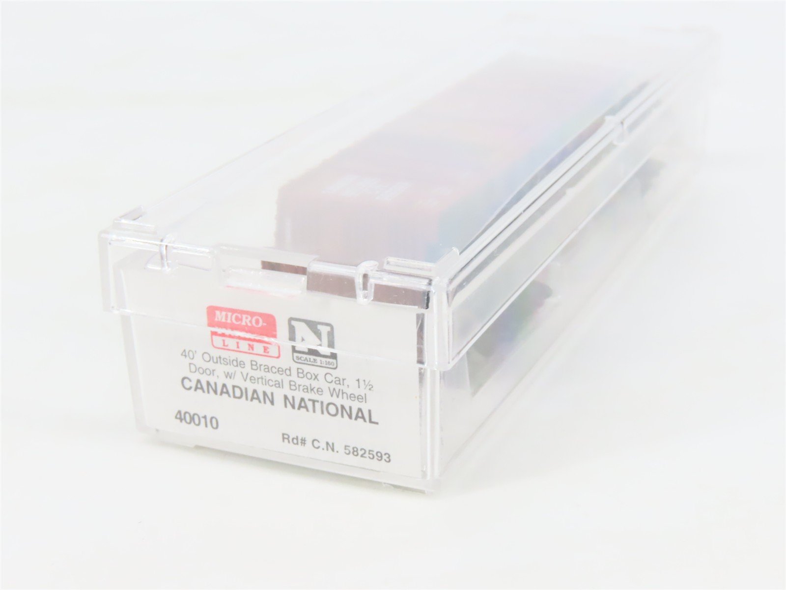 N Micro-Trains MTL 40010 CN Canadian National 40' Outside Braced Box Car #582593