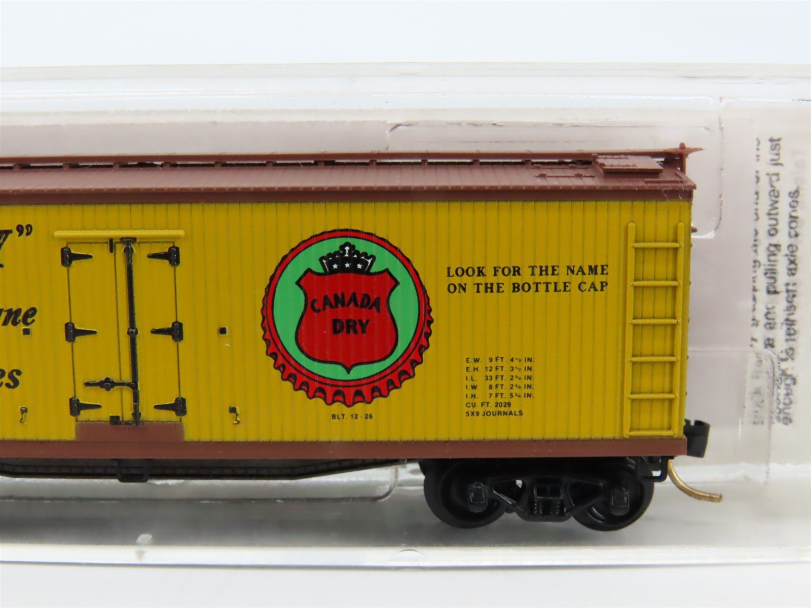 N Micro-Trains MTL 49190 GARE Canada Dry Ginger Ale 40' Wood Reefer #9106