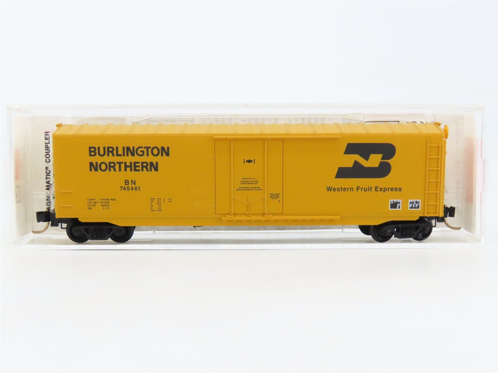 N Micro-Trains MTL 38160 BN Western Fruit Express 50' Plug Door Box Car #745461