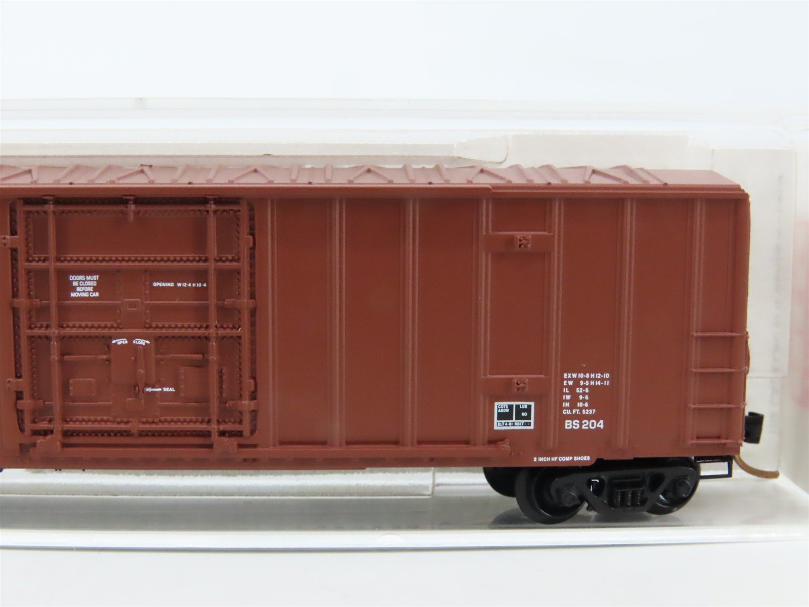 N Micro-Trains MTL 27230 NS Northern Southern 50' Plug Door Box Car #584899