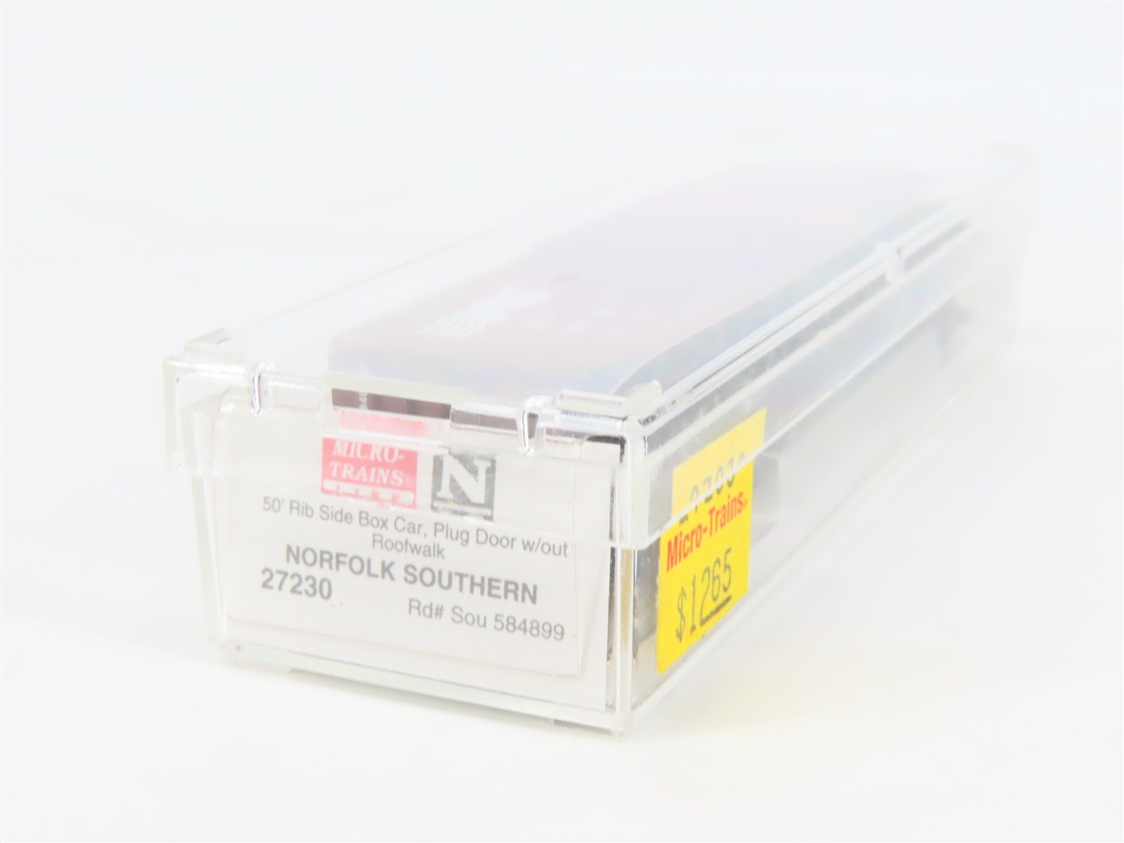 N Micro-Trains MTL 27230 NS Northern Southern 50' Plug Door Box Car #584899