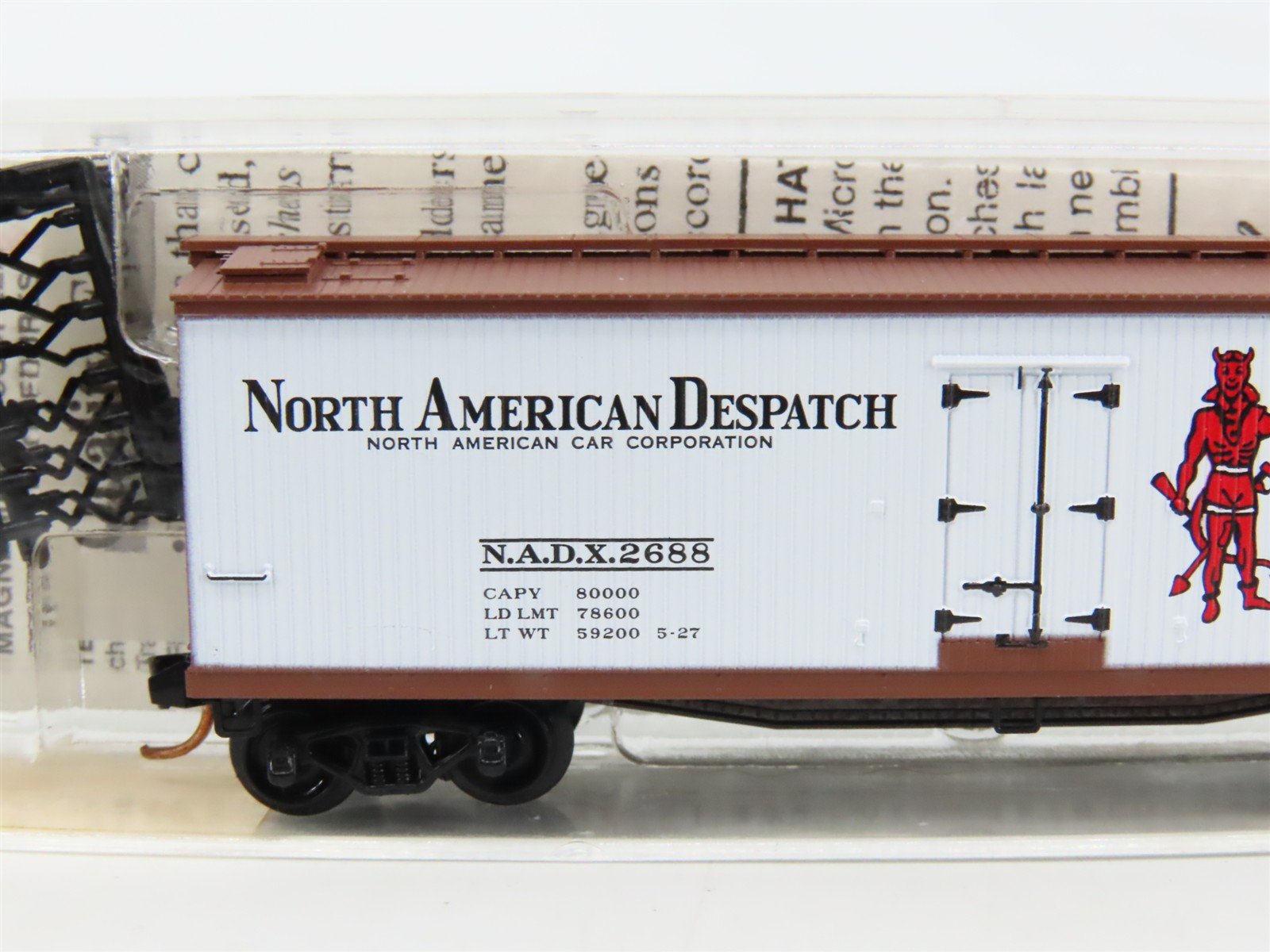 N Scale Micro-Trains MTL 49490 NADX Pluto Water 40' Wood Reefer #2688