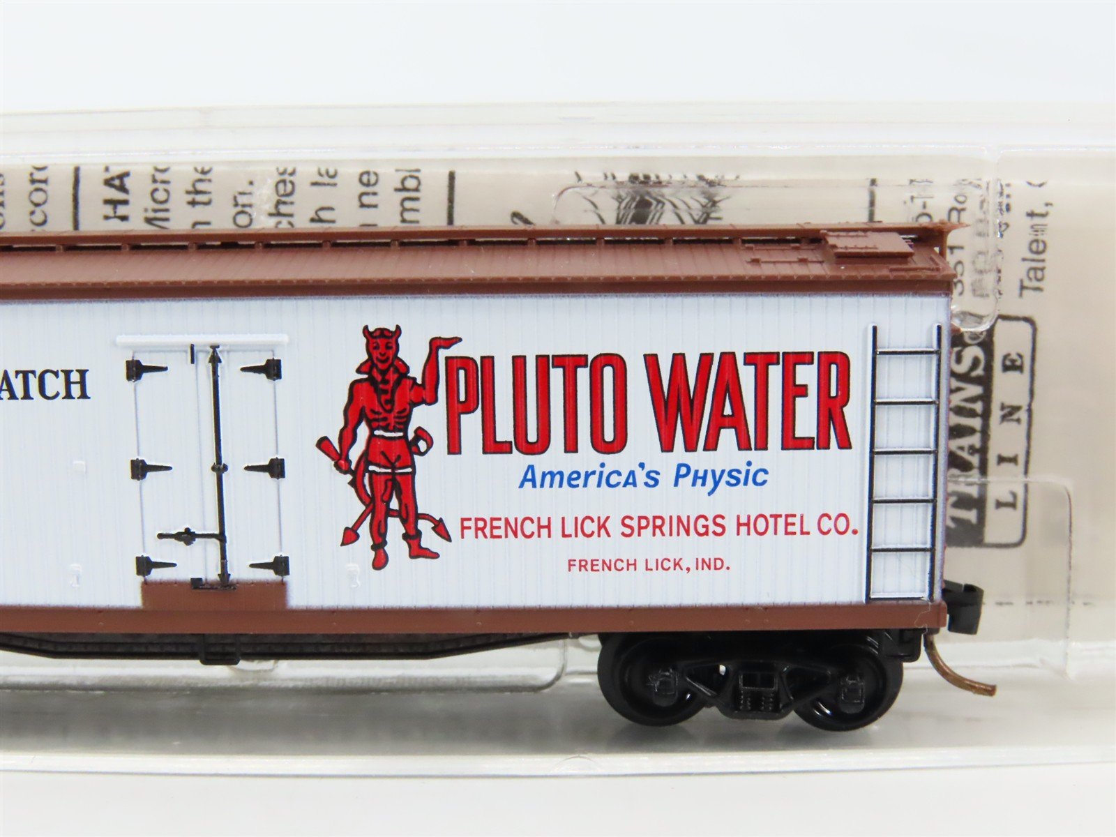 N Scale Micro-Trains MTL 49490 NADX Pluto Water 40' Wood Reefer #2688