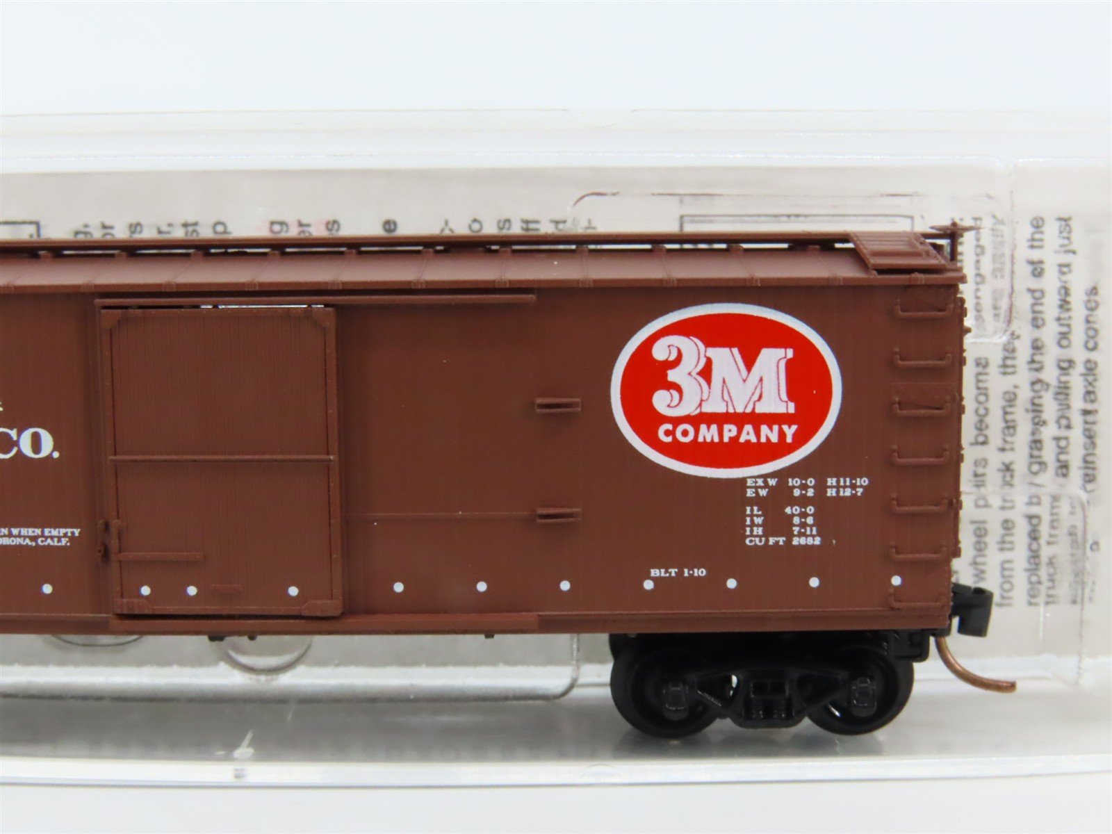 N Micro-Trains MTL 19190 MINX 3M Minnesota Mining & Mfg. 40' Wood Box Car #1040