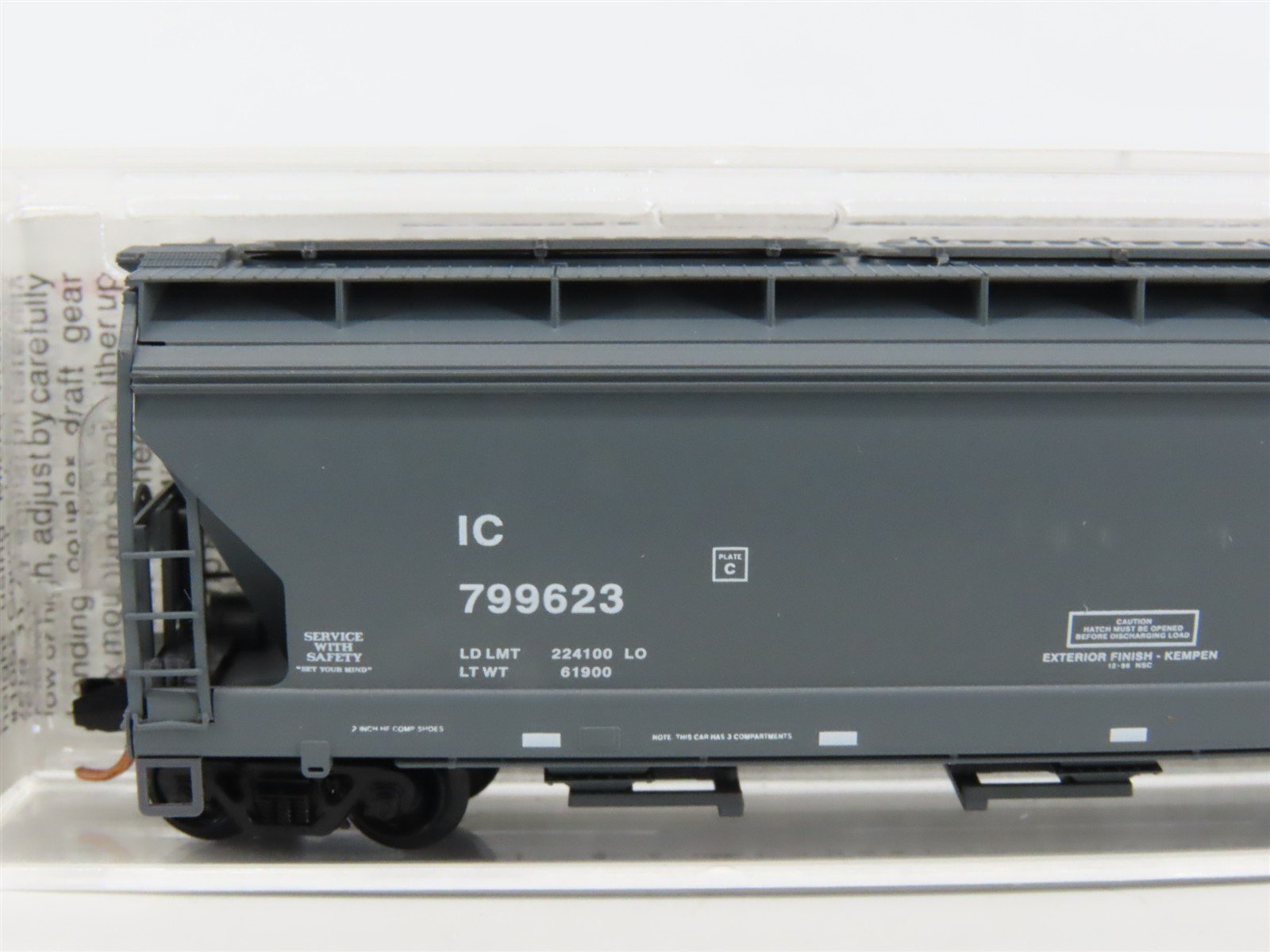 N Micro-Trains MTL 94200 IC Illinois Central 3-Bay ACF Covered Hopper #799623