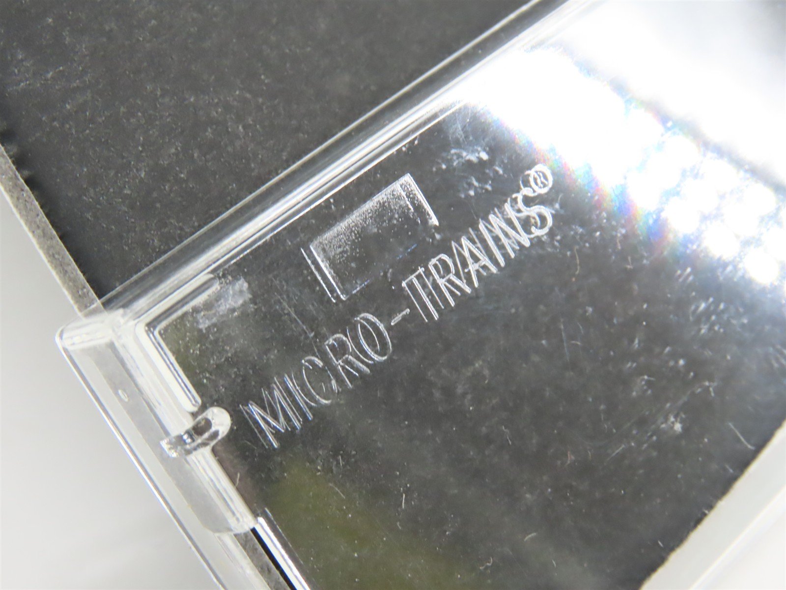 N Micro-Trains MTL 74040/2 CP Canadian Pacific 40' Plug Door Box Car #285602