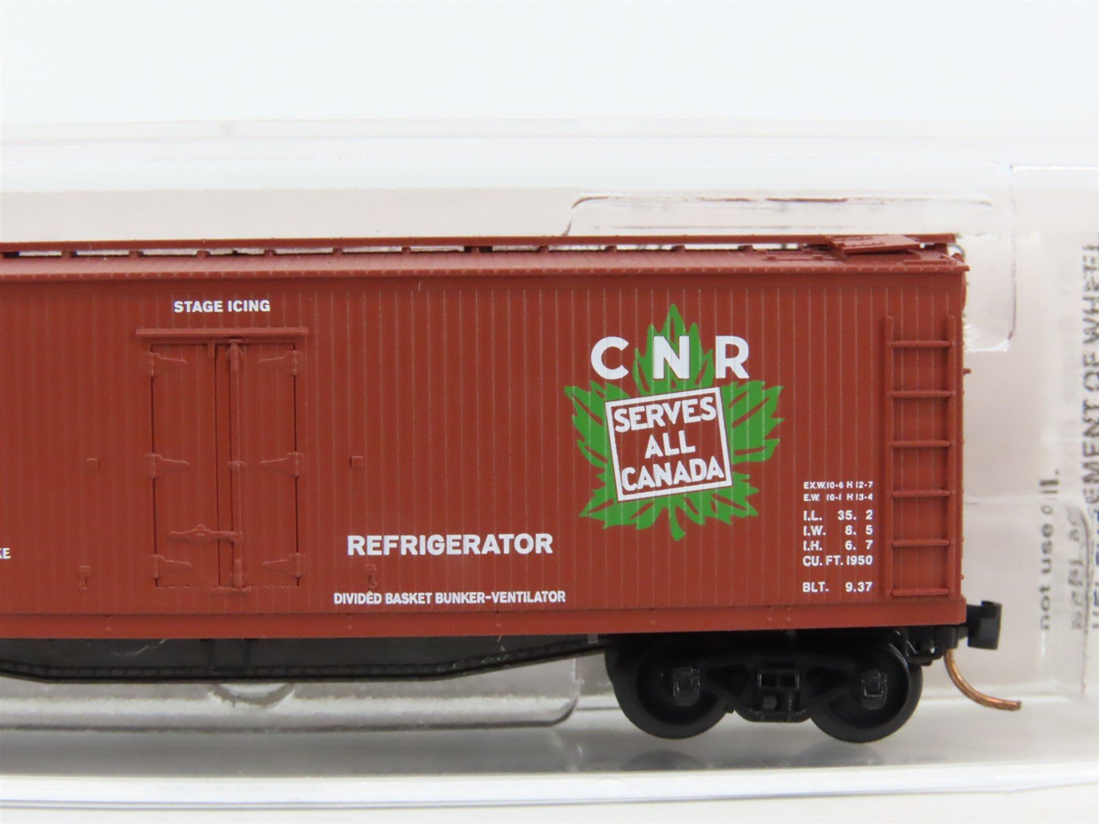 N Scale Micro-Trains MTL 47200 CN Canadian National 40' Wood Reefer #209344