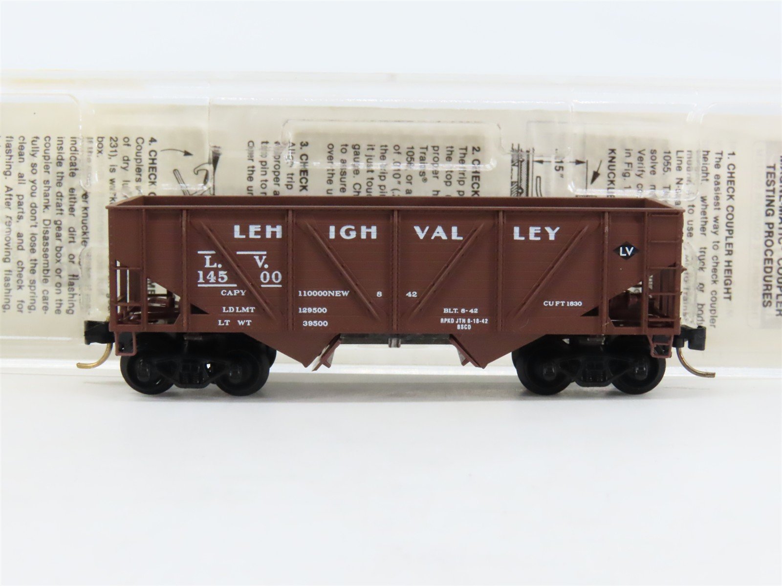 N Micro-Trains MTL 57030 LV Lehigh Valley 2-Bay Composite Side Hopper #14500