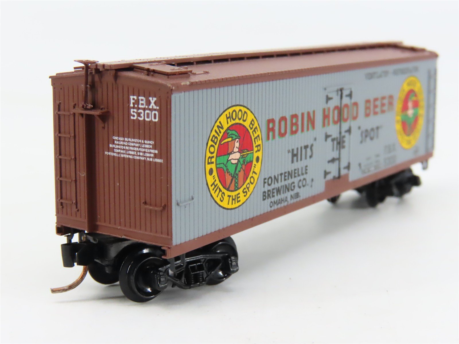 N Scale Micro-Trains MTL FBX Robin Hood Beer 40' Wood Reefer #5300
