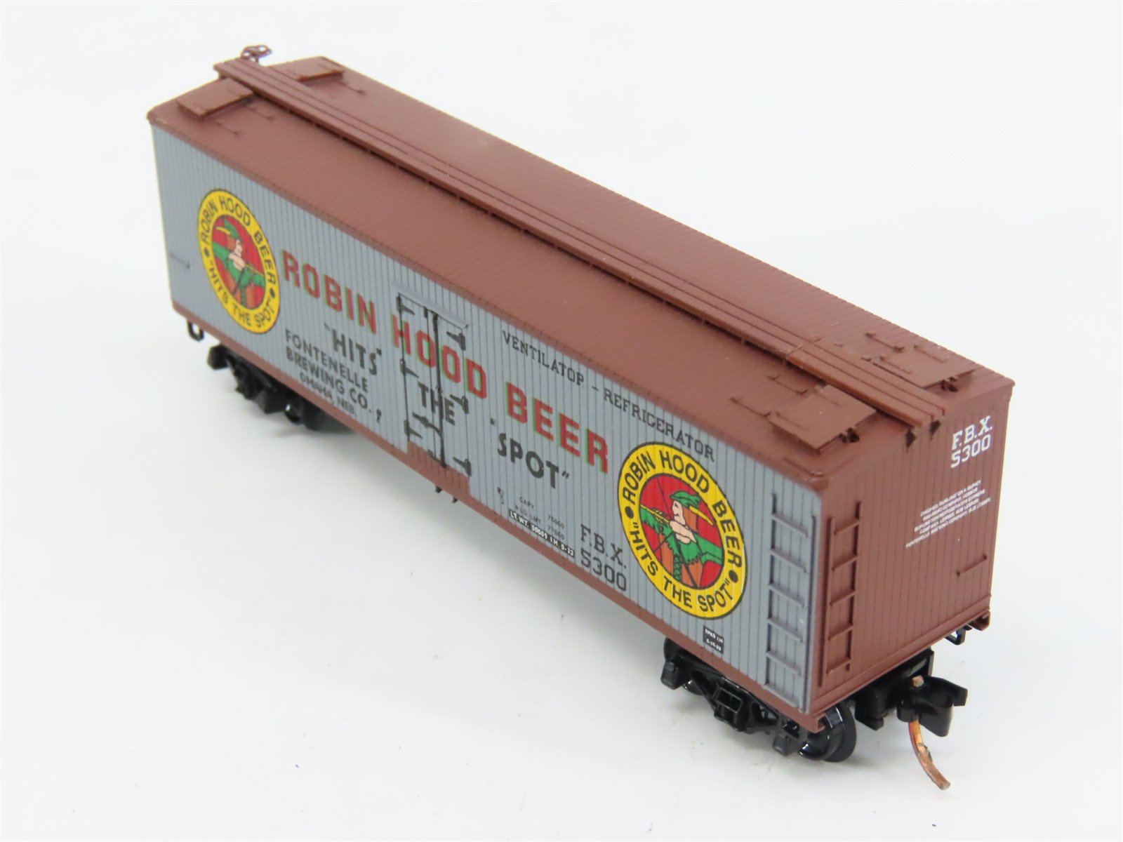 N Scale Micro-Trains MTL FBX Robin Hood Beer 40' Wood Reefer #5300