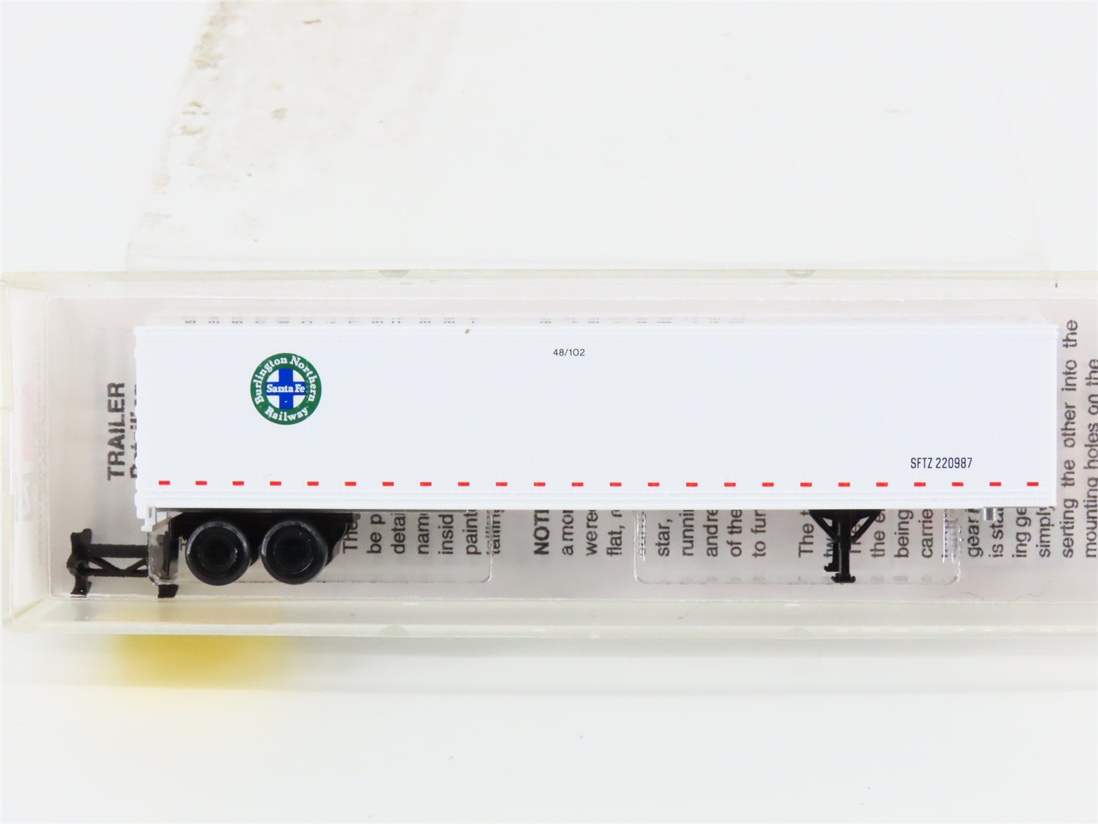 N Scale Micro-Trains MTL 68060 SFTZ/BNSF 48' Trailer #220987