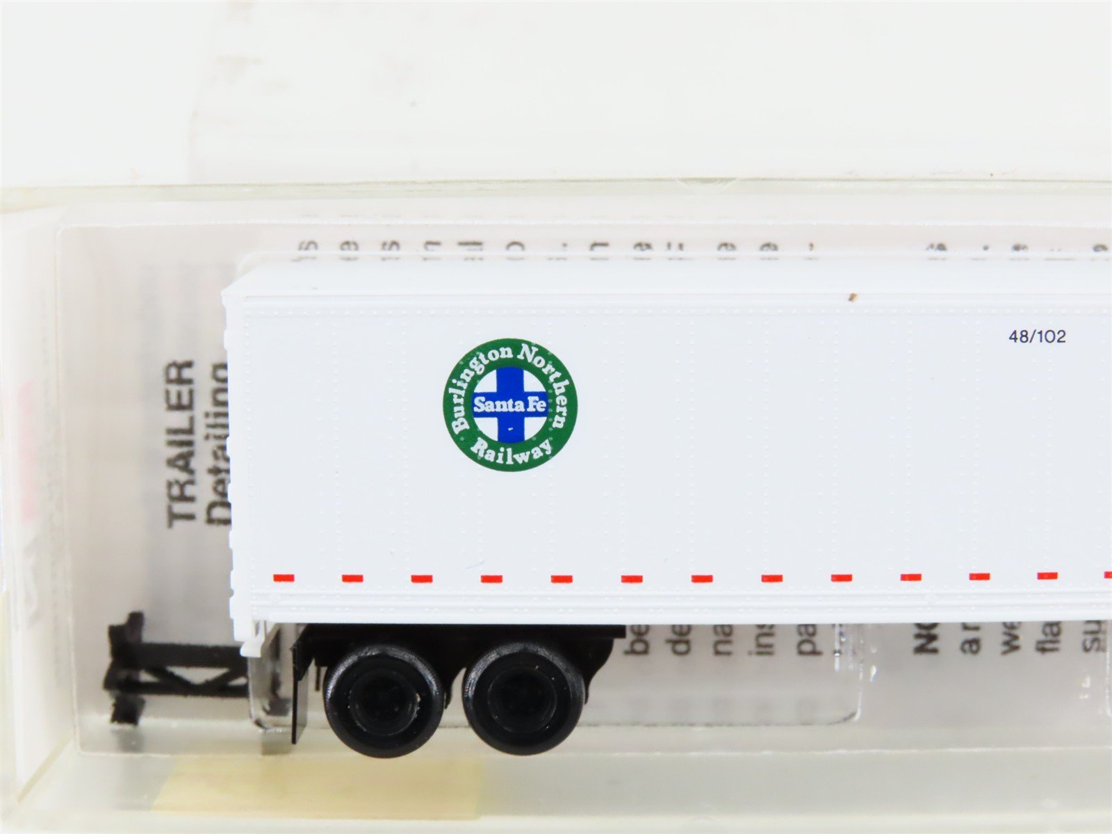 N Scale Micro-Trains MTL 68060 SFTZ/BNSF 48' Trailer #220987