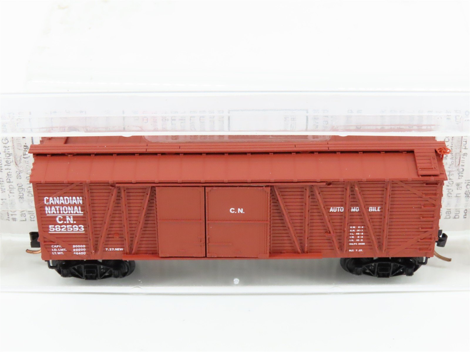 N Scale Micro-Trains MTL 40010 CN Canadian National 40' Boxcar #582593
