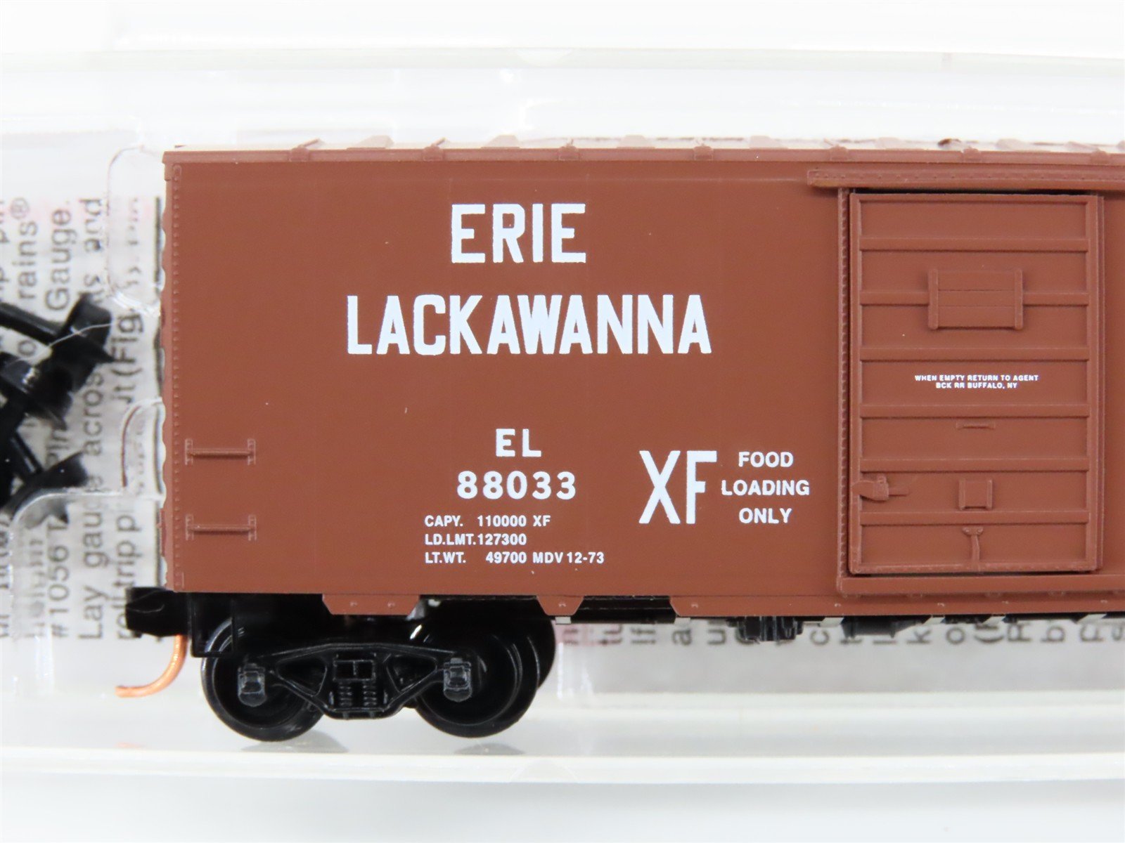 N Scale Micro-Trains MTL 73030 EL Erie Lackawanna 40' Boxcar #88033
