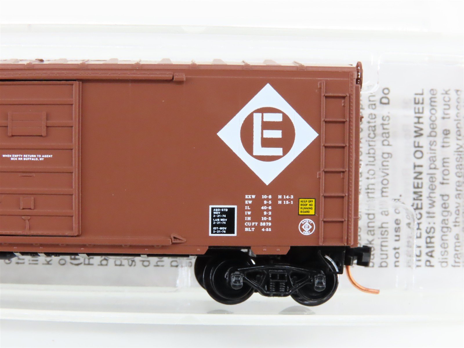 N Scale Micro-Trains MTL 73030 EL Erie Lackawanna 40' Boxcar #88033