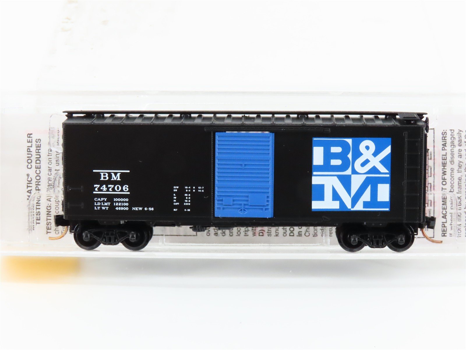 N Scale Micro-Trains MTL 20400 B&M Boston & Maine 40' Standard Boxcar #74706