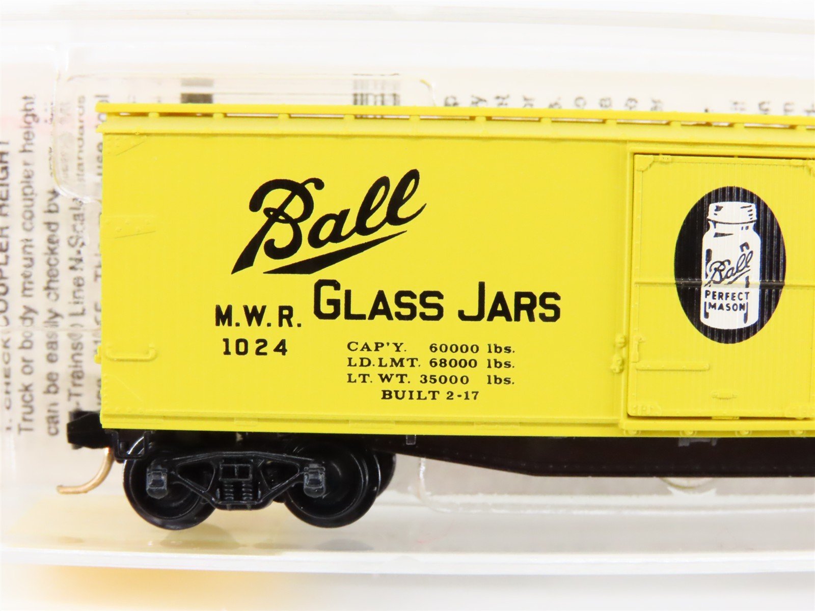 N Scale Micro-Trains MTL 42030 MWR Muncie & Western Ball Glass 40' Boxcar #1024