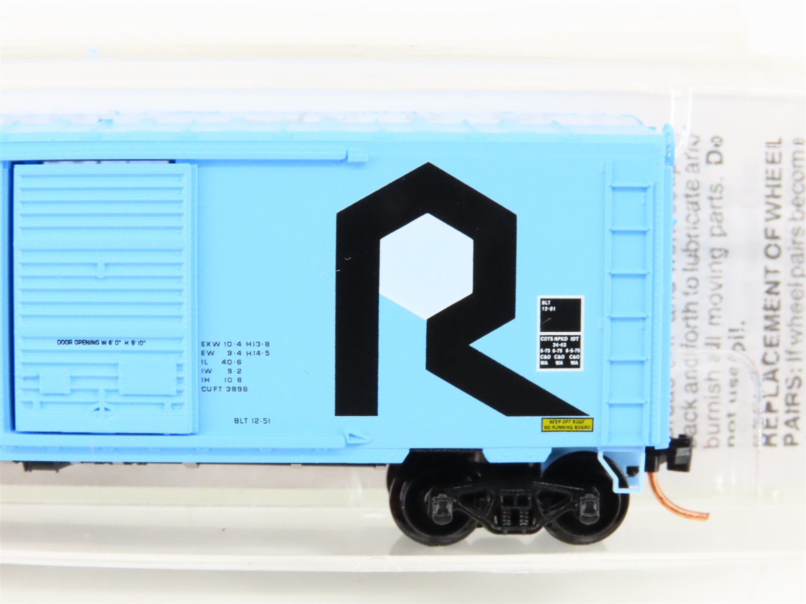 N Scale Micro-Trains MTL 73020 ROCK Rock Island 40' Standard Boxcar #57607