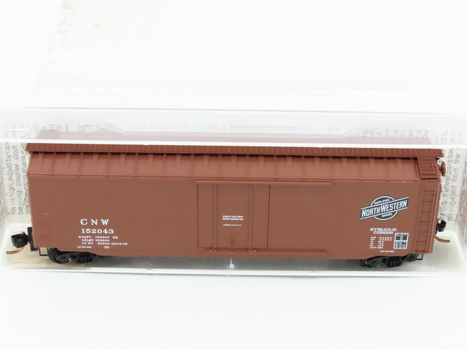 N Scale Micro-Trains MTL 32230 CNW Chicago Northwestern 50' Boxcar #152043