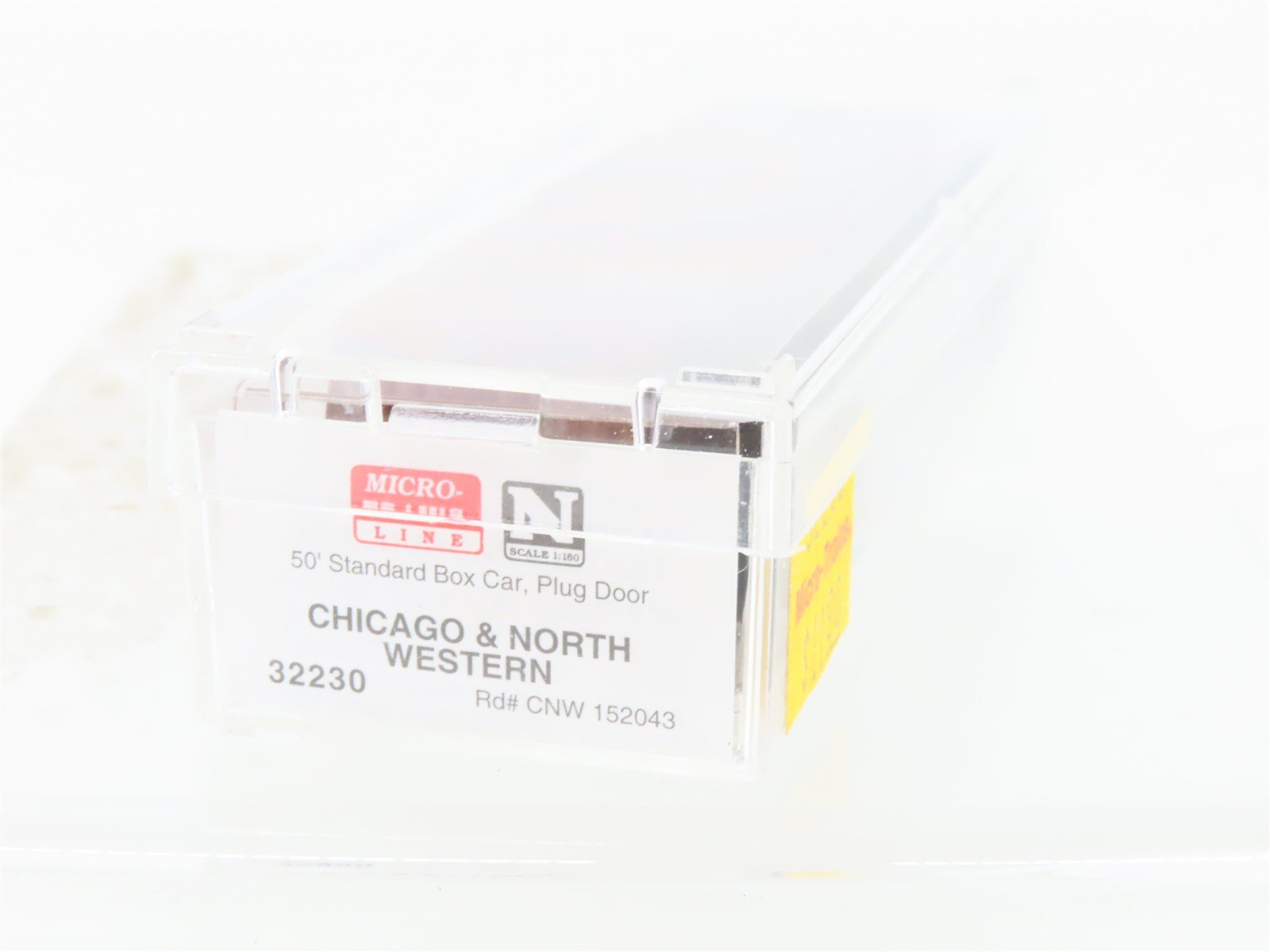 N Scale Micro-Trains MTL 32230 CNW Chicago Northwestern 50' Boxcar #152043