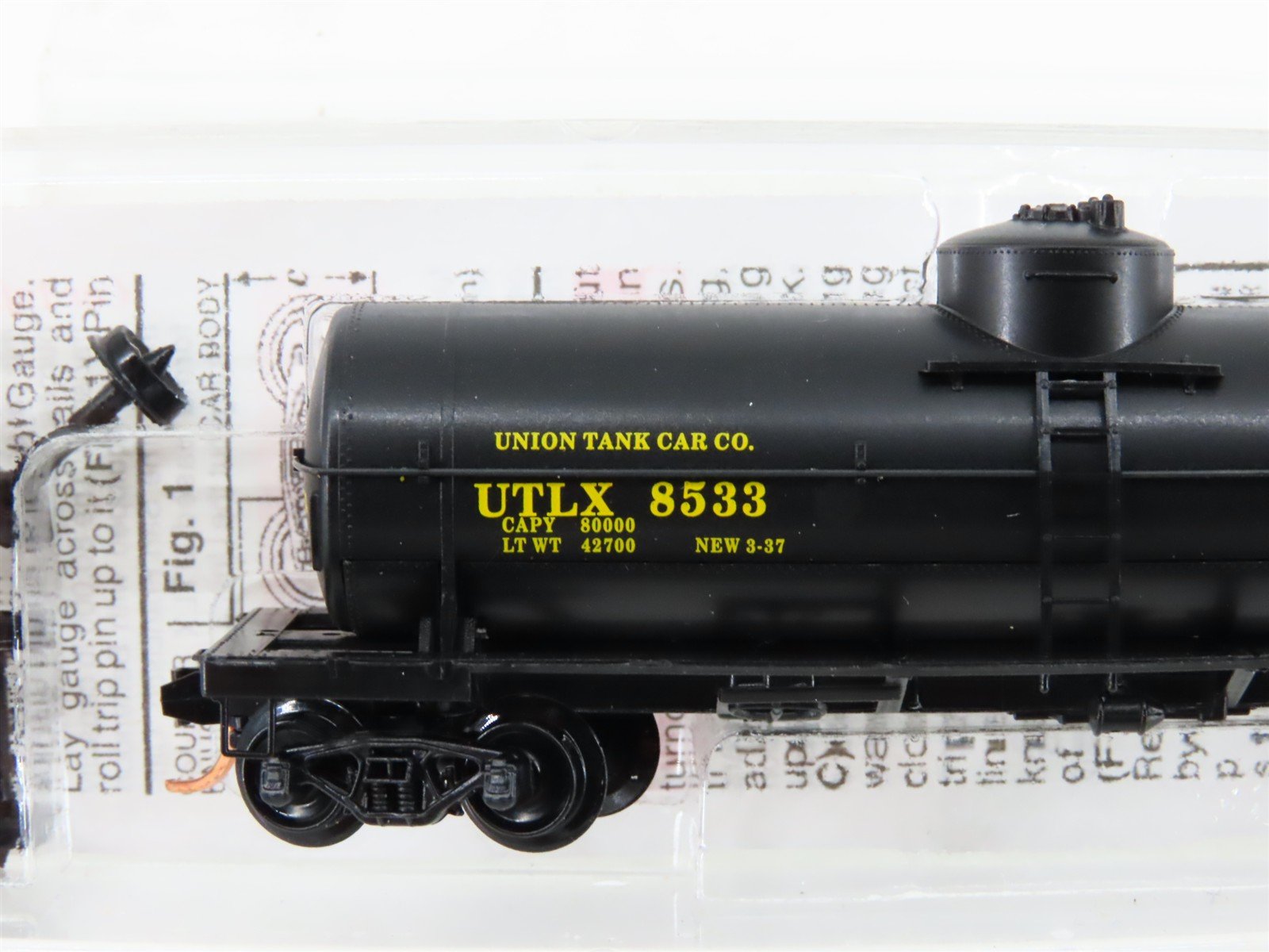 N Scale Micro-Trains MTL 65060 UTLX Union Tank Single Dome Tankcar #8533