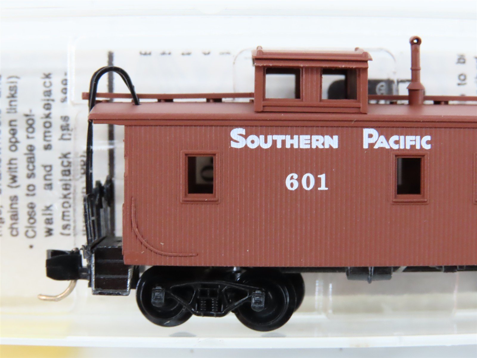 N Scale Micro-Trains MTL 51150 SP Southern Pacific 34' Wood Caboose #601
