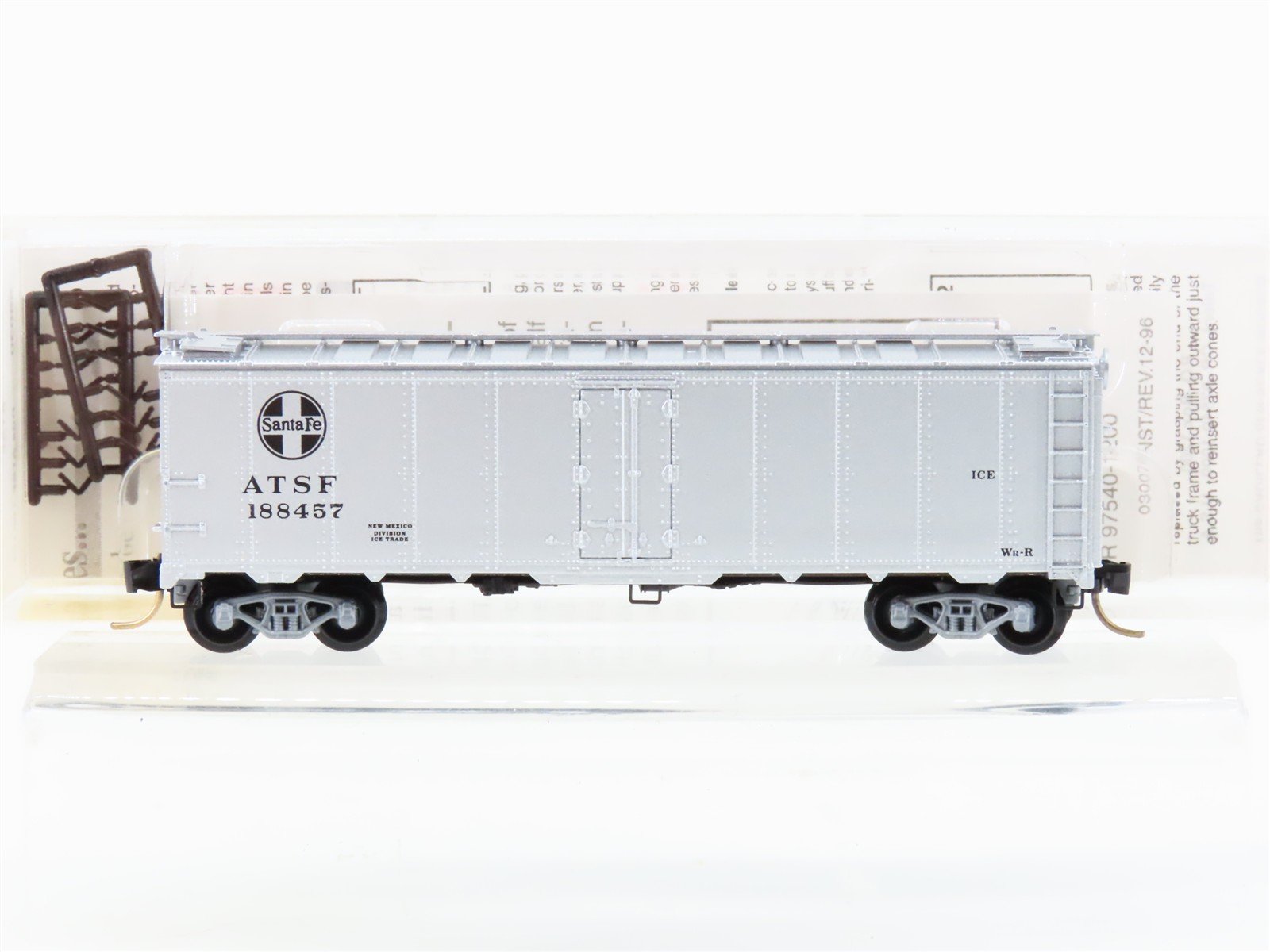 N Scale Micro-Trains MTL 59030 ATSF Santa Fe 40' Steel Ice Reefer #188457
