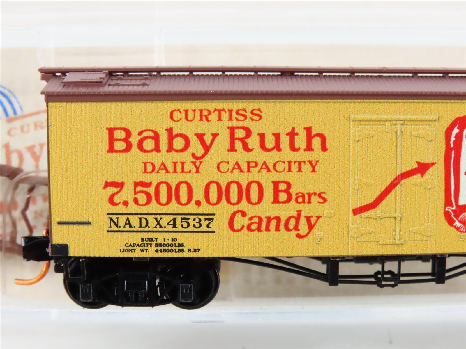 N Scale Micro-Trains MTL 04900710 NADX Nestle Baby Ruth #7 40' Wood Reefer #4537