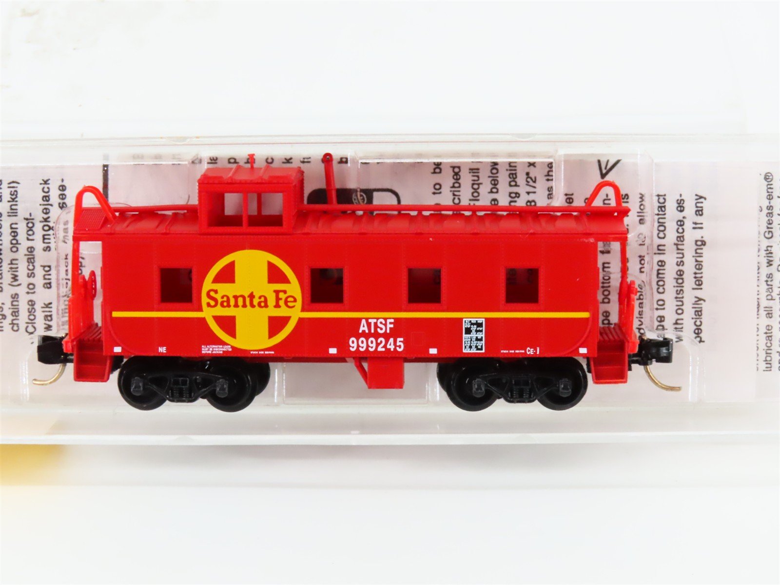 N Scale Micro-Trains MTL 100030 ATSF Santa Fe 36' Riveted Steel Caboose #999245