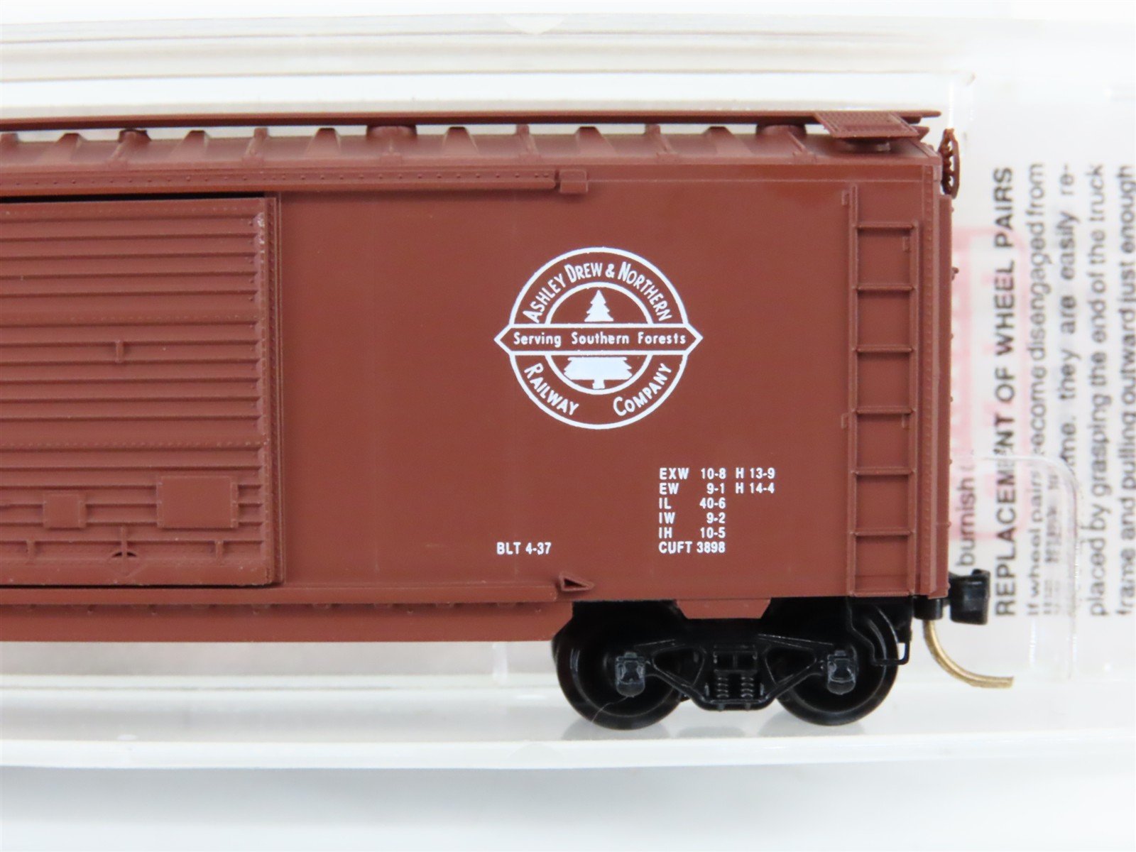N Scale Micro-Trains MTL 23240 AD&N Ashley Drew Northern 40' Boxcar #2413