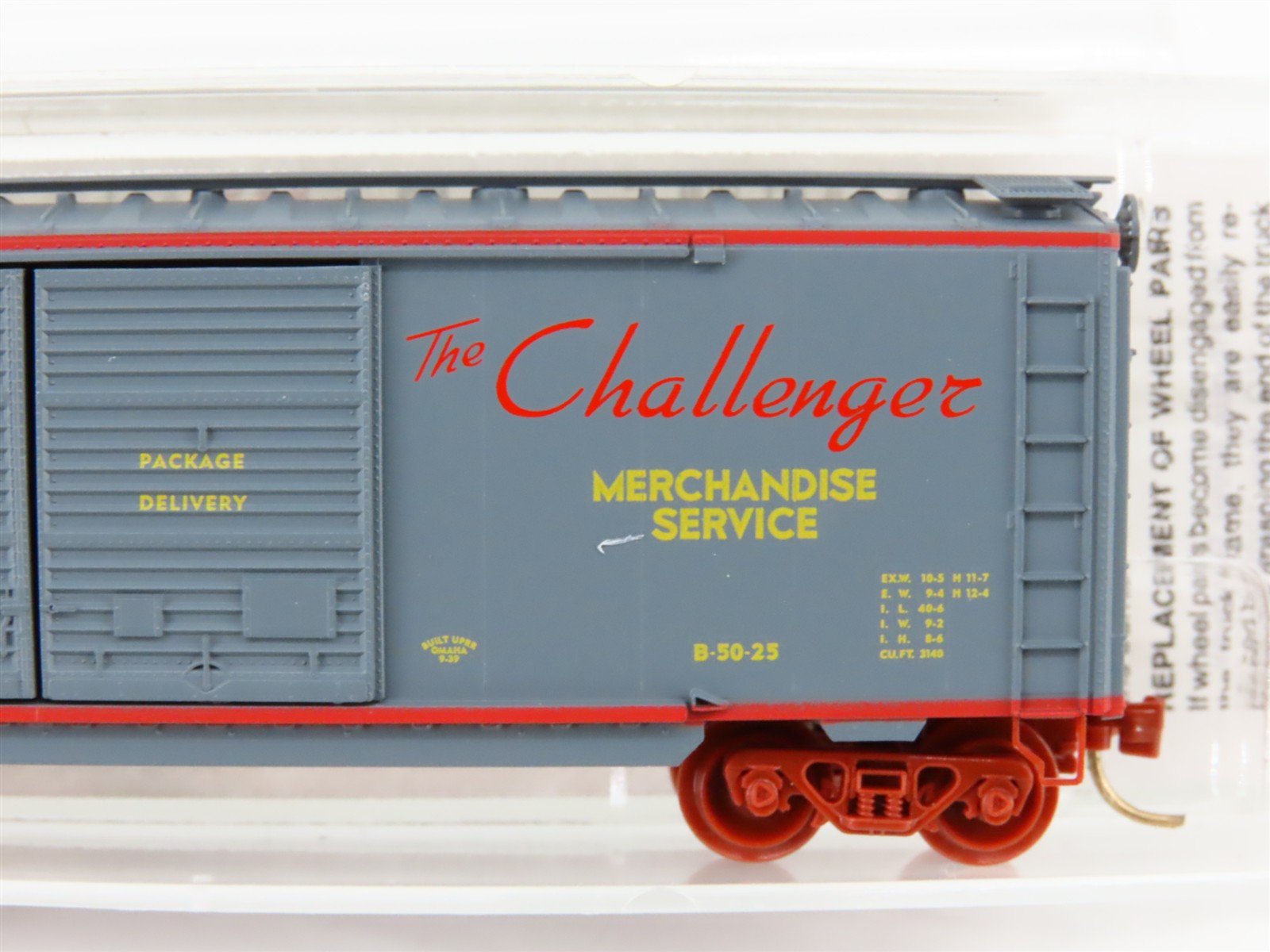 N Scale Micro-Trains MTL 23230 UP Union Pacific The Challenger 40' Boxcar #9147