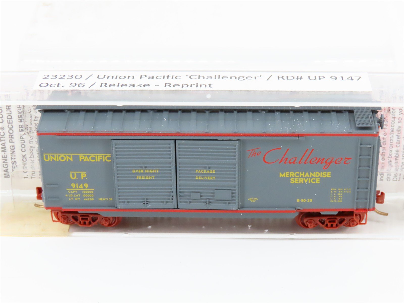 N Scale Micro-Trains MTL 23230 UP Union Pacific The Challenger 40' Boxcar #9147