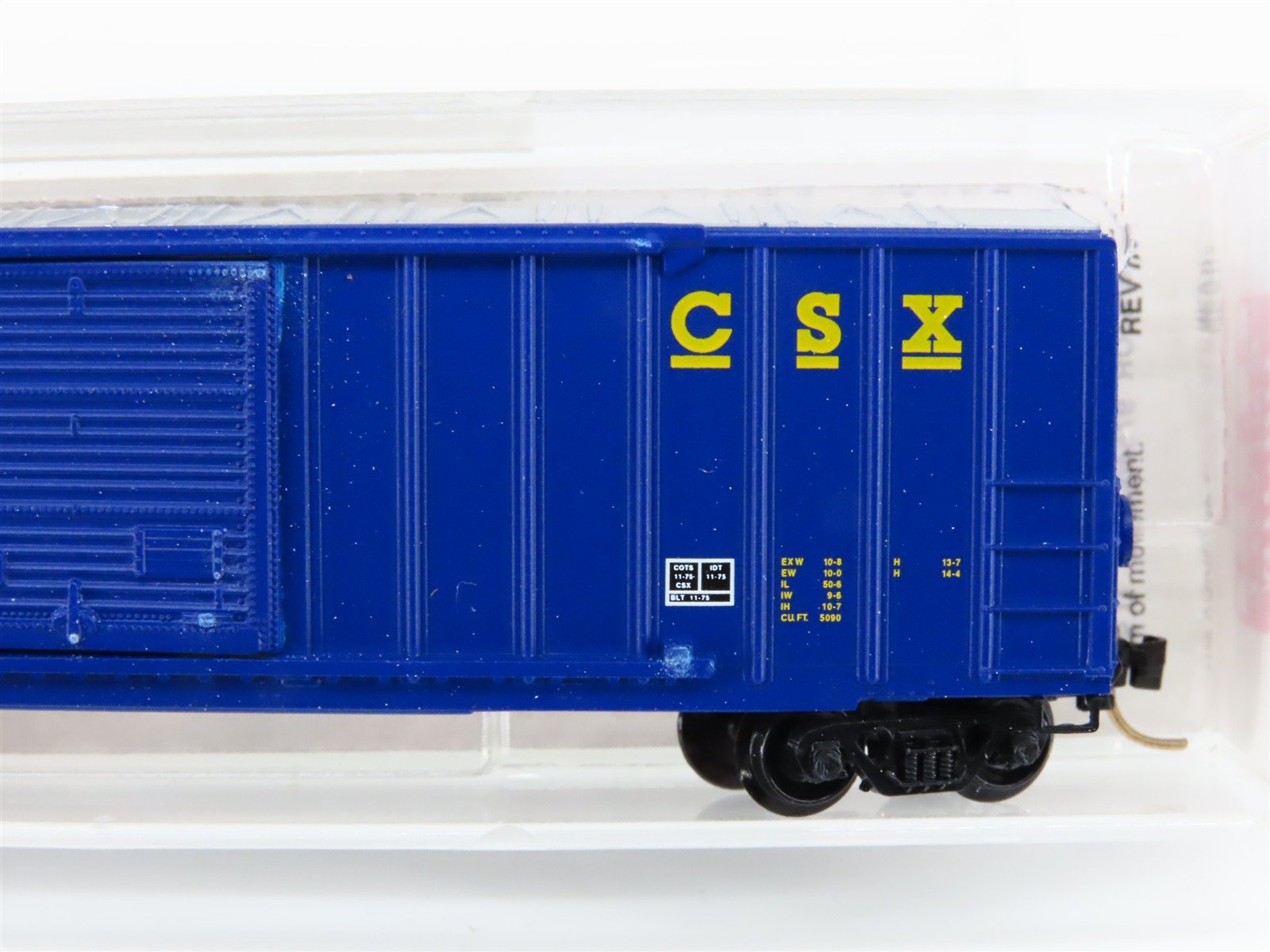 N Scale Micro-Trains MTL 25550 CSX Railway 50' Rib Side Boxcar #141001