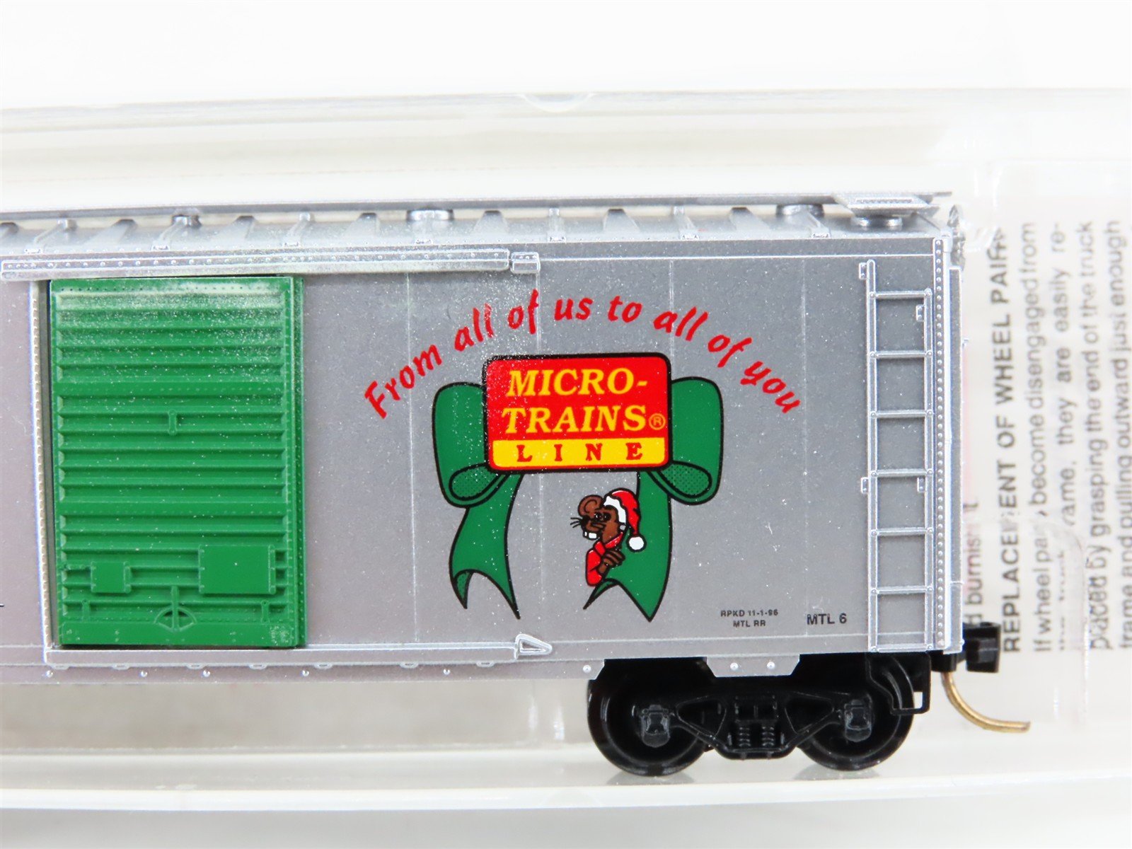 N Scale Micro-Trains MTL 20356 96' Holiday 40' Standard Boxcar